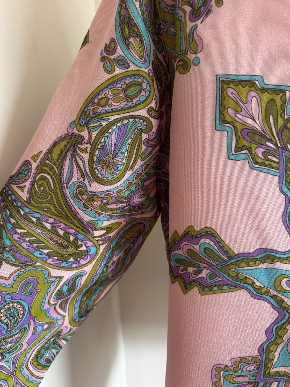 Vintage Anne Rubin Imports 1960s Silk Couture Italy paisley pink Top