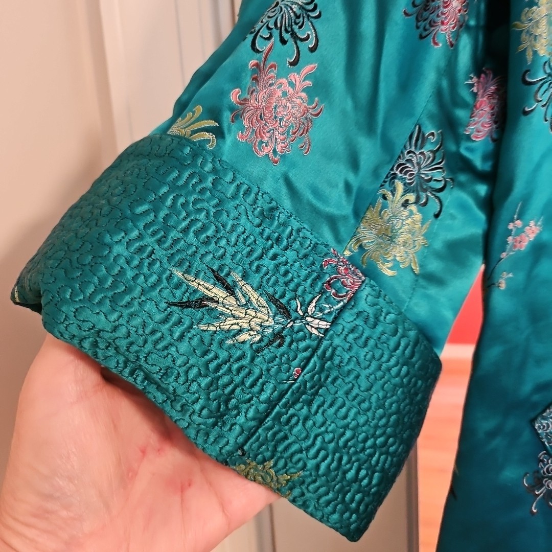 Vtg 50s Green Heavy Embroidered Floral Asian Silk Robe/Evening Jacket Chest 44