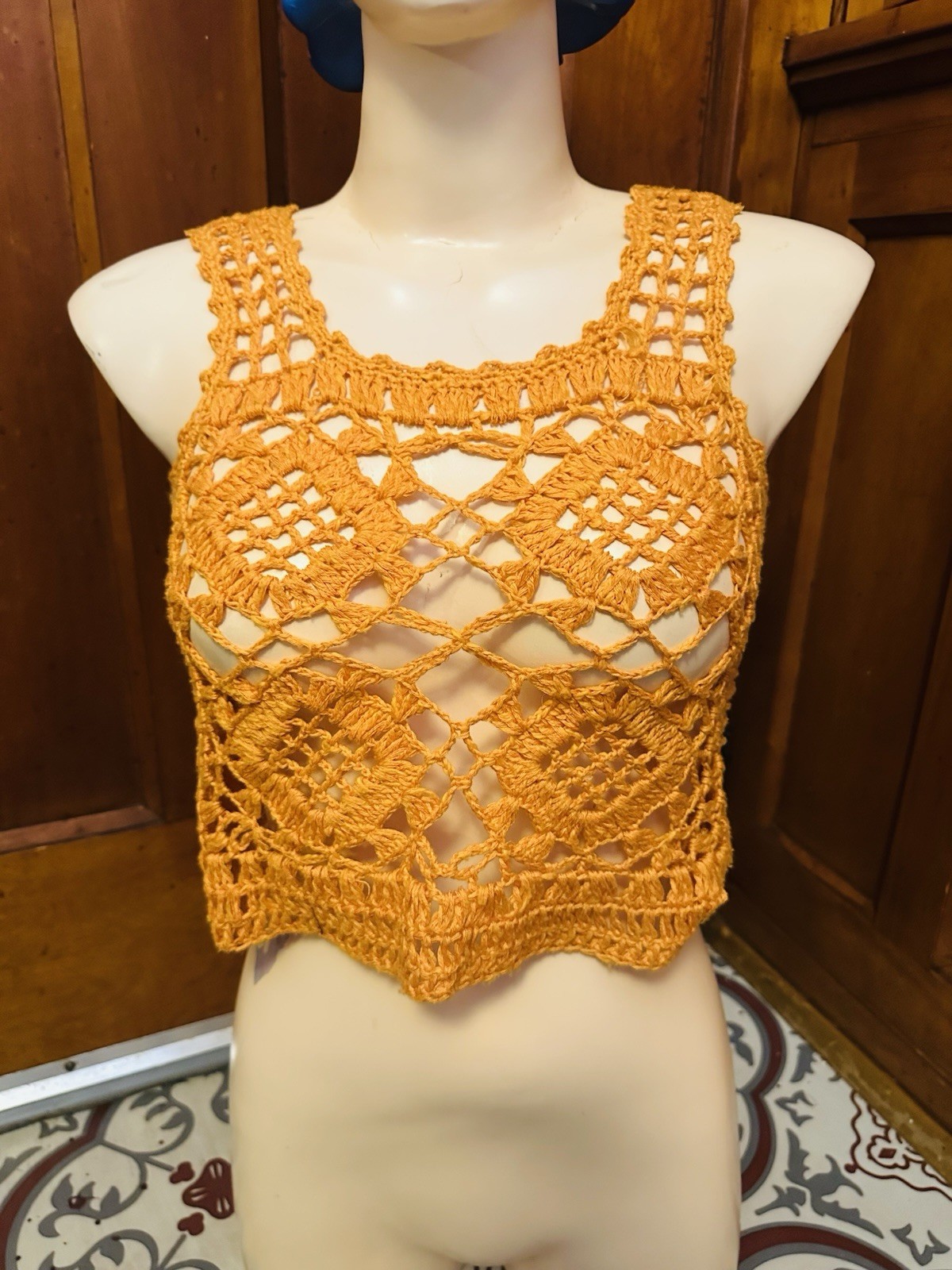 Vintage 70s Junior House Orange Crochet Top Sz S