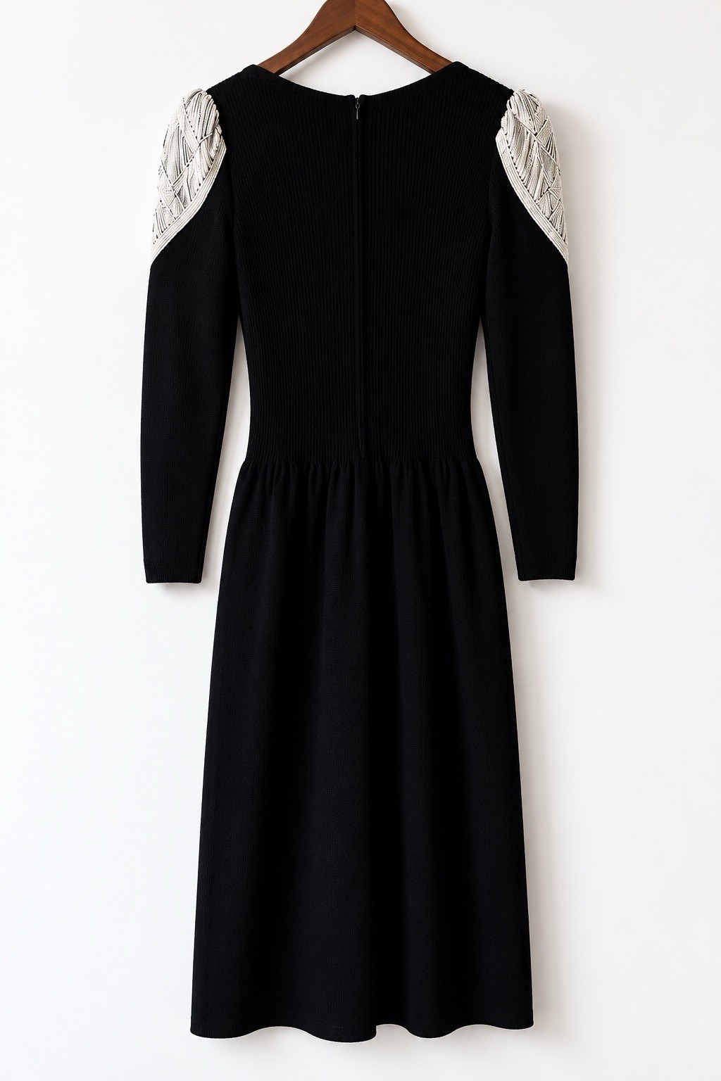 Vintage Saks Fifth Avenue Pat Sandler Wellmore Beaded Sequin Knit Dress 8 Black