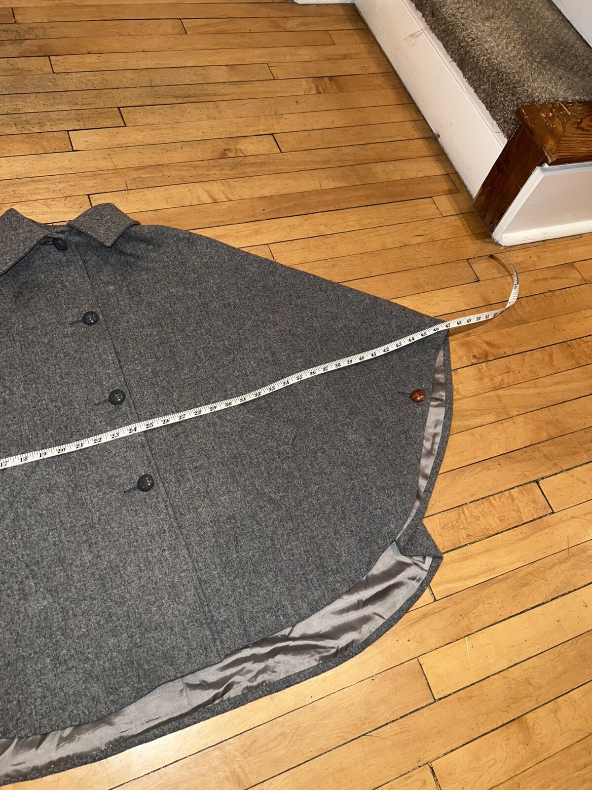 Vintage C.C. Filson Co Eddie Bauer Womens Cape Sz M 100% Virgin Wool Gray USA