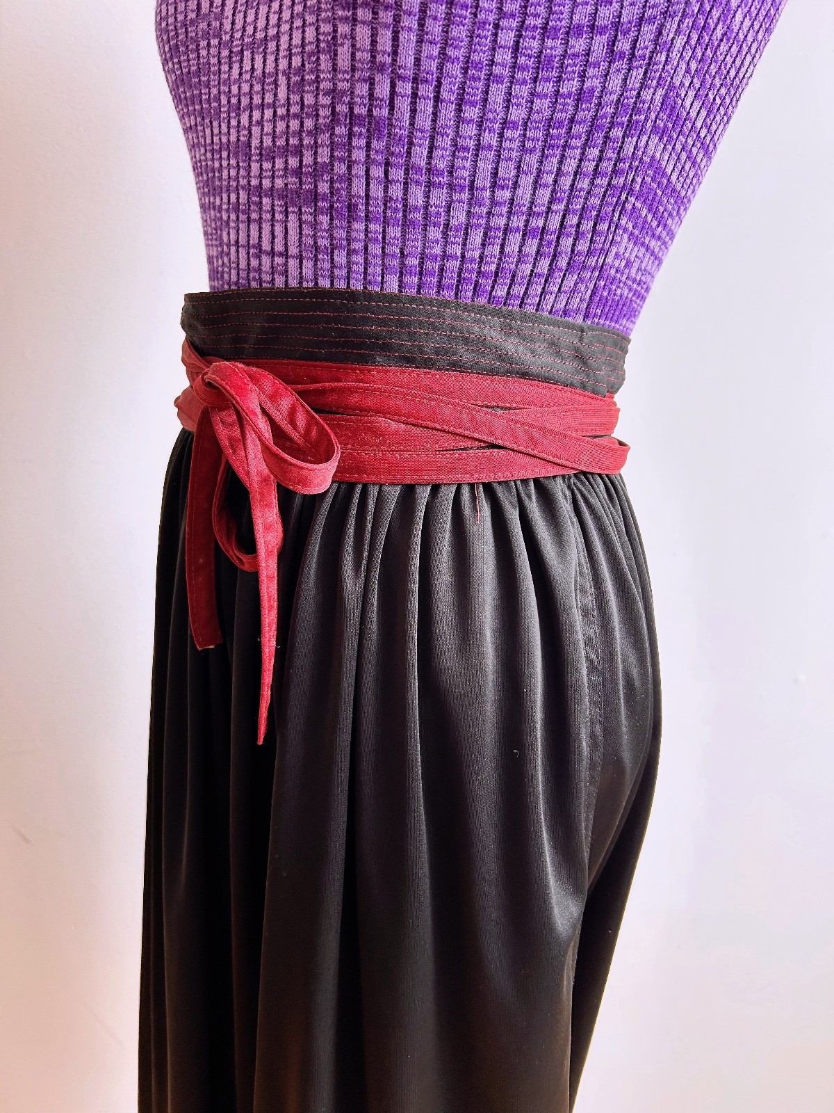 Vintage 1970s 80s Geoffrey Beene for SWIRL Wrap Skirt Black Quiana Jersey Disco