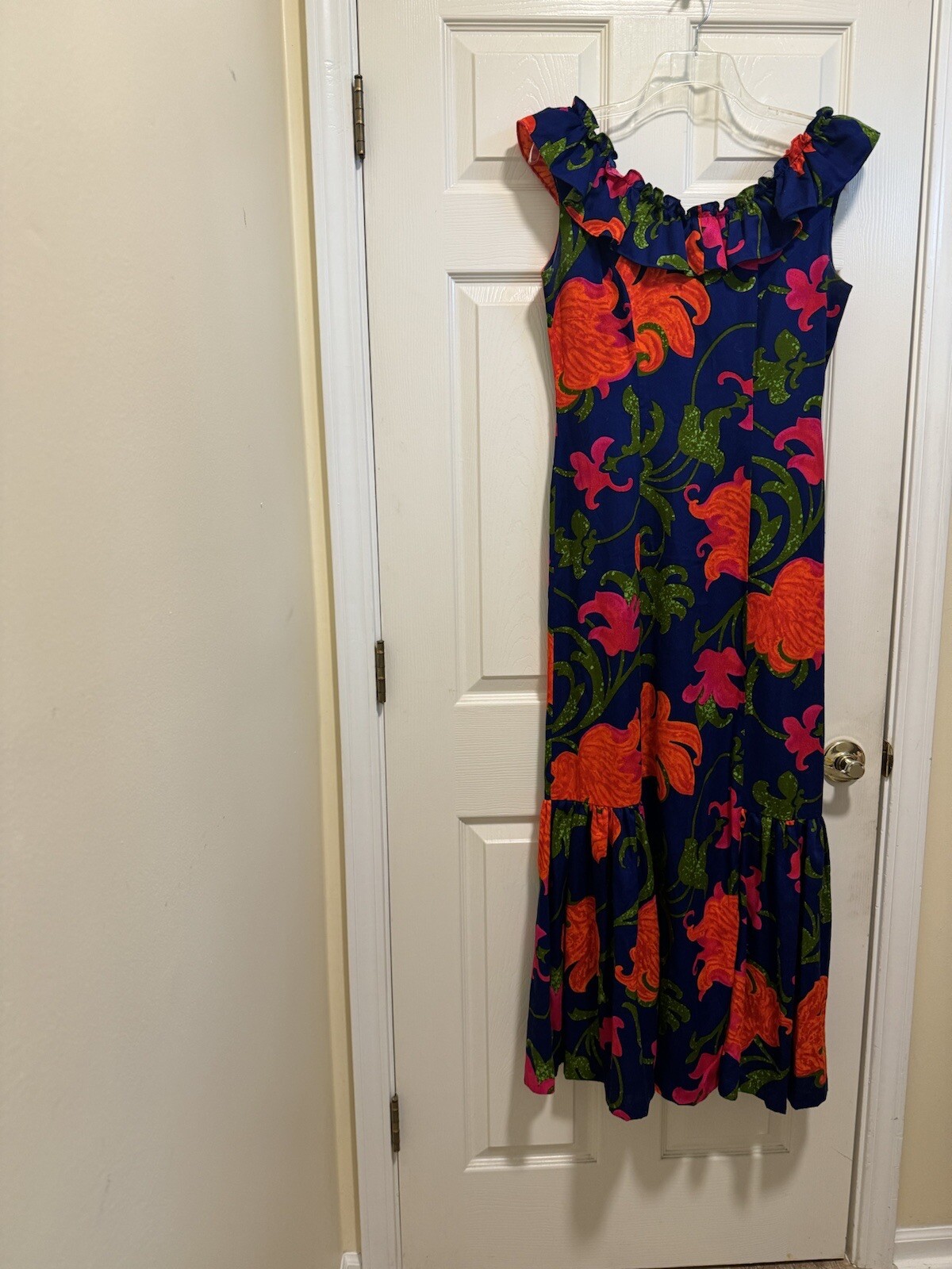 Waltah Clarke’s Vintage Hawaiian 60s Sleeveless Maxi Dress – US Size 9/10