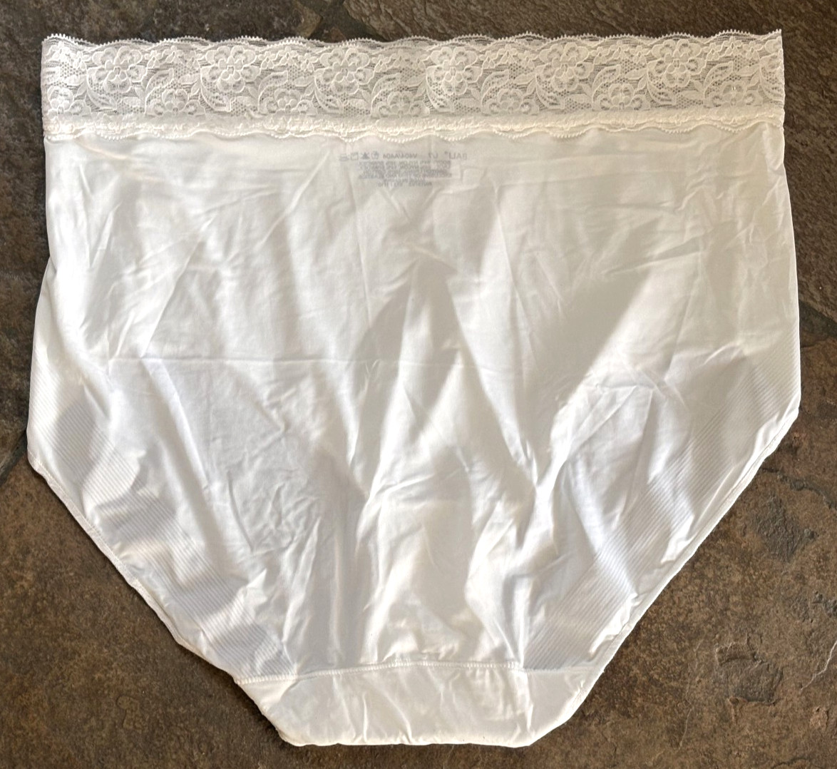 BALI Large Ivory/White Lace Waist Silky Smooth Brief Panties #V404 NWOT