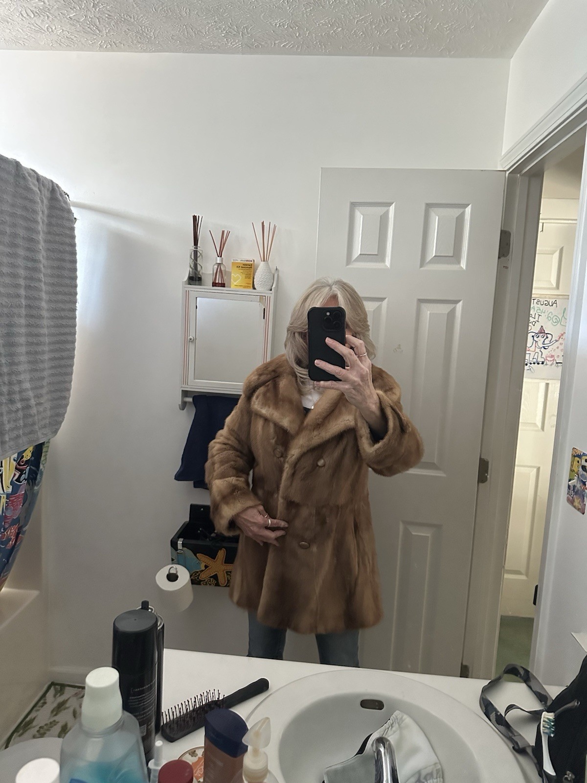 Rich’s Fur Salon Women’s Vintage Brown Fur Coat Classic Elegant Outerwear