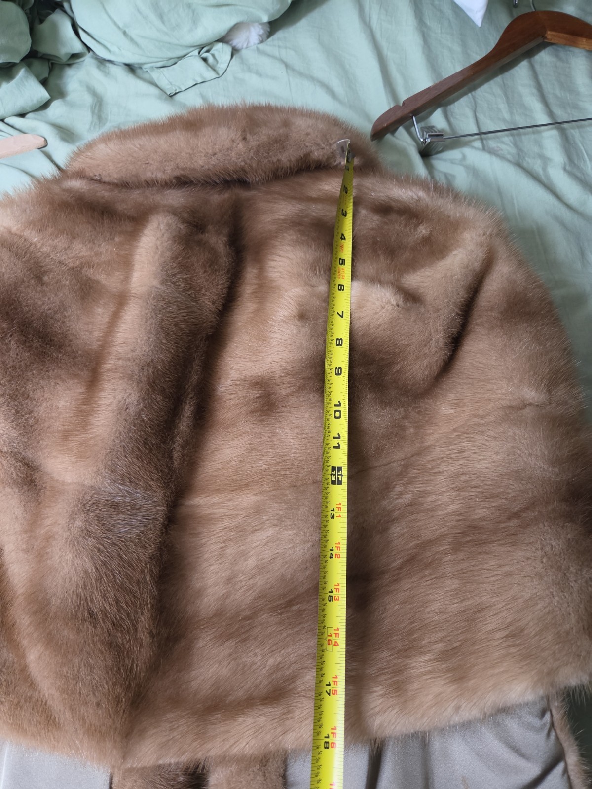 Vintage 70s The Fur Salon Women’s Tan Genuine Mink Fur Coat Mob Wife Old Money