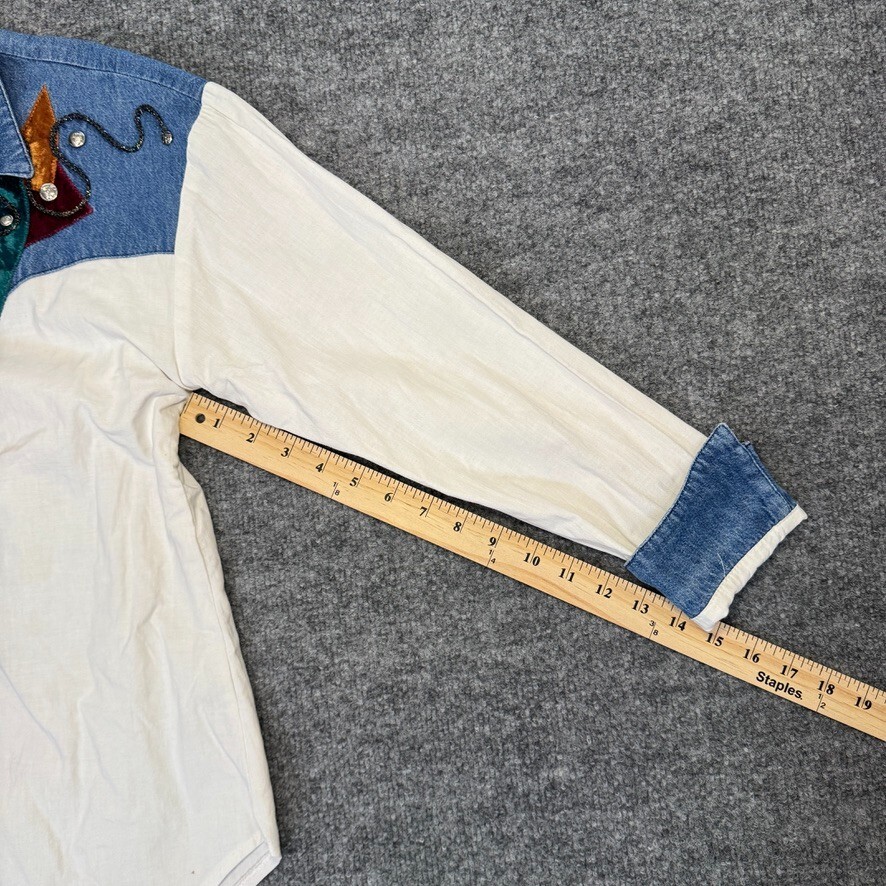 Vintage City Girl Petites Denim and Cotton Western Shirt – Size S