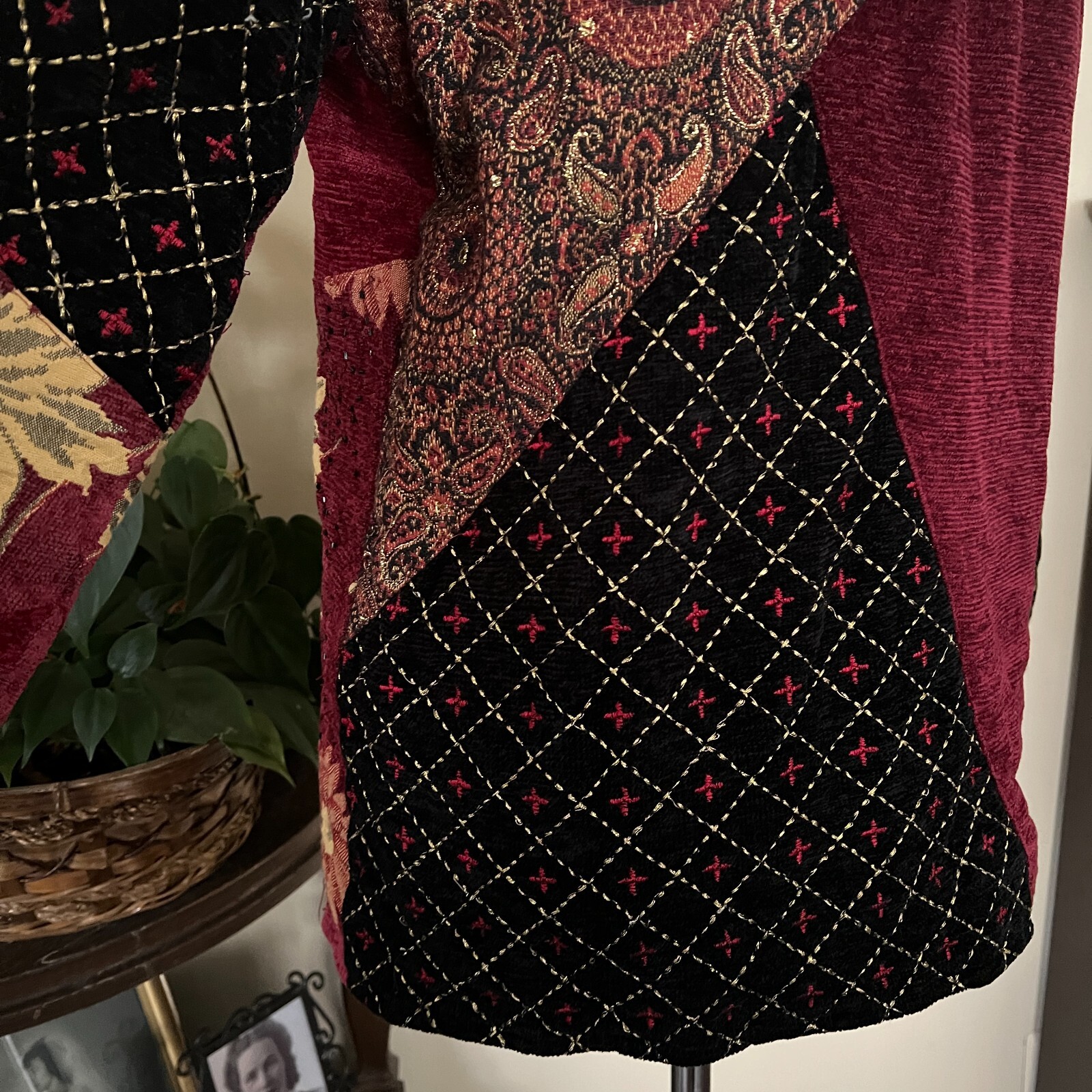 Alex Kim Vintage Burgundy Embroidered Patchwork Jacket sz Petite M