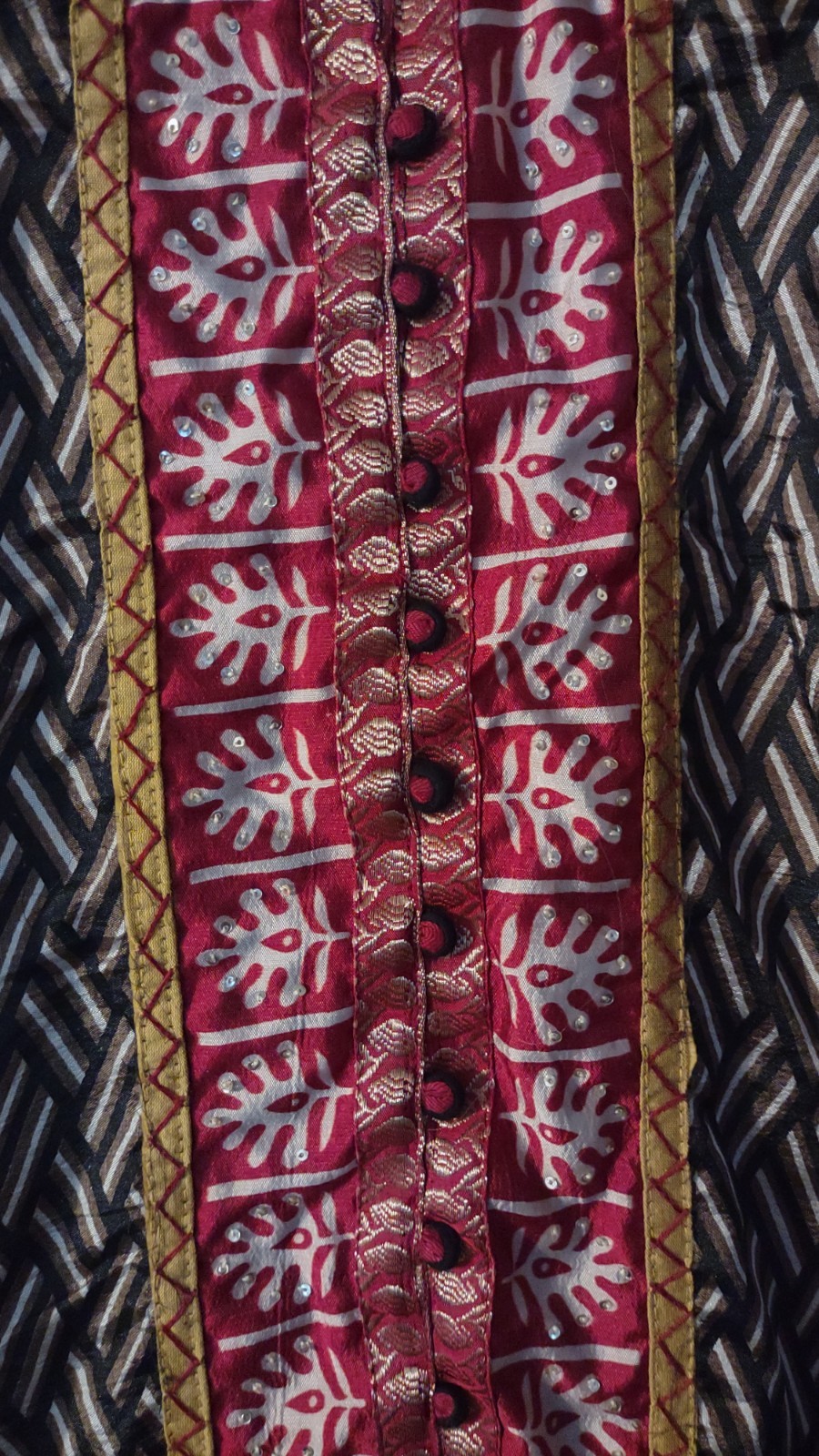 Vintage Indian Dress Black Gold Red XL