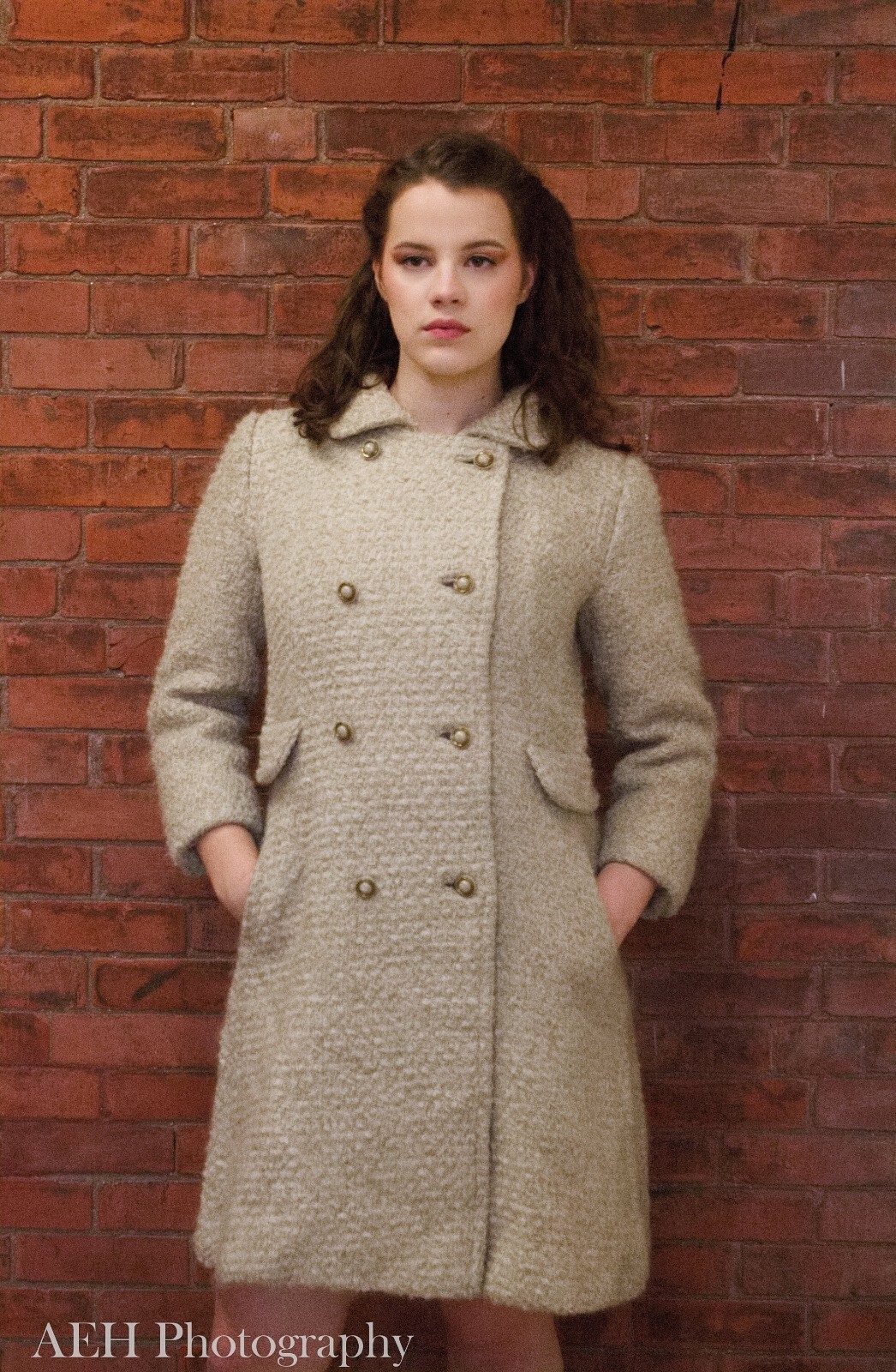 Branson Retro Vintage 1950’s-70’s HEAVY Winter Coat Blonde Beige Buttons Cream