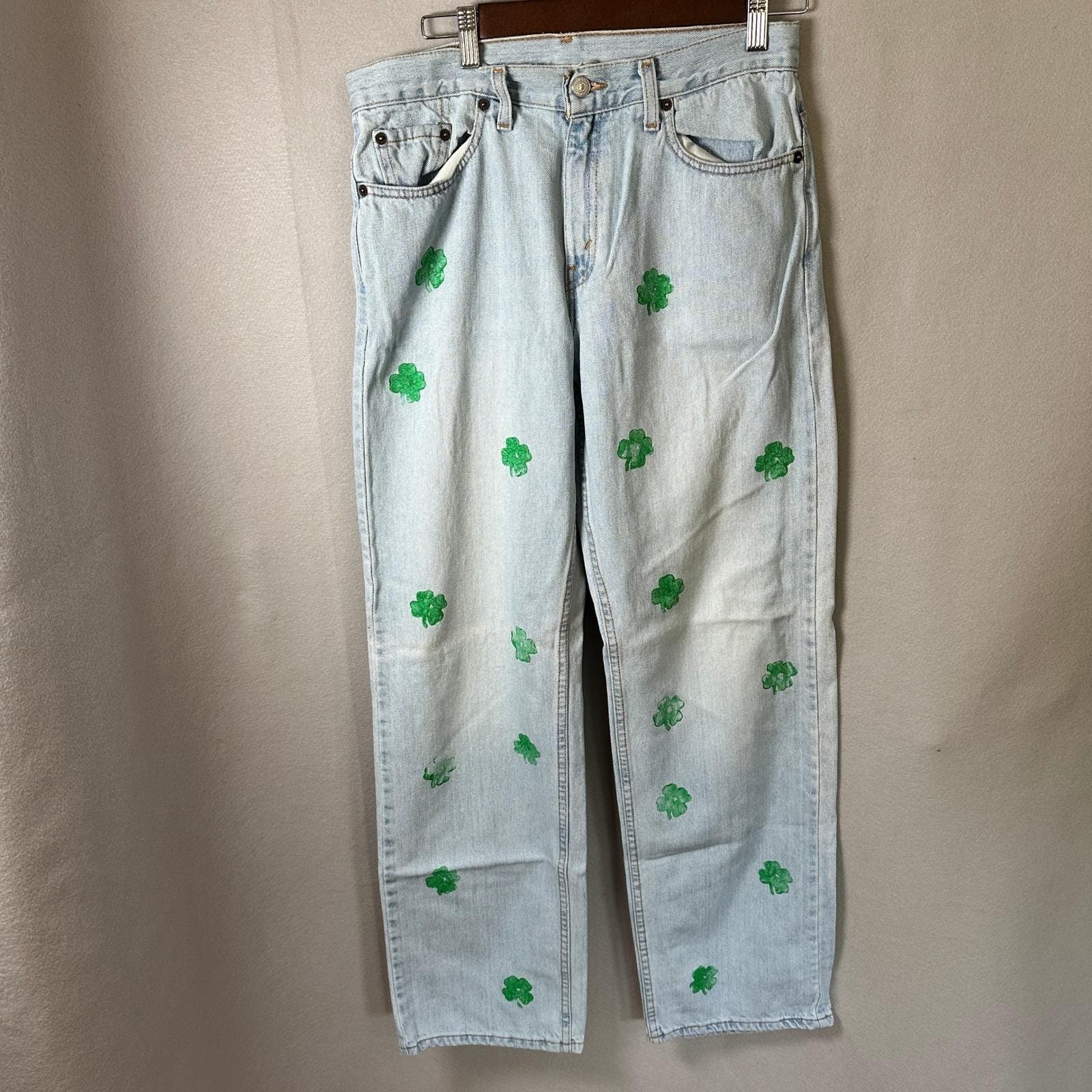 VTG Levis Jeans 577 Womens 10 Light Blue Loose Fit Shamrock Logo’s