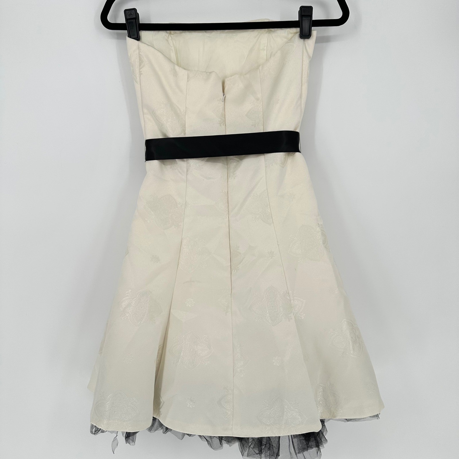 VTG Caché Ivory Satin Floral Mini A-Line Cocktail Party Dress Strapless Belted 4