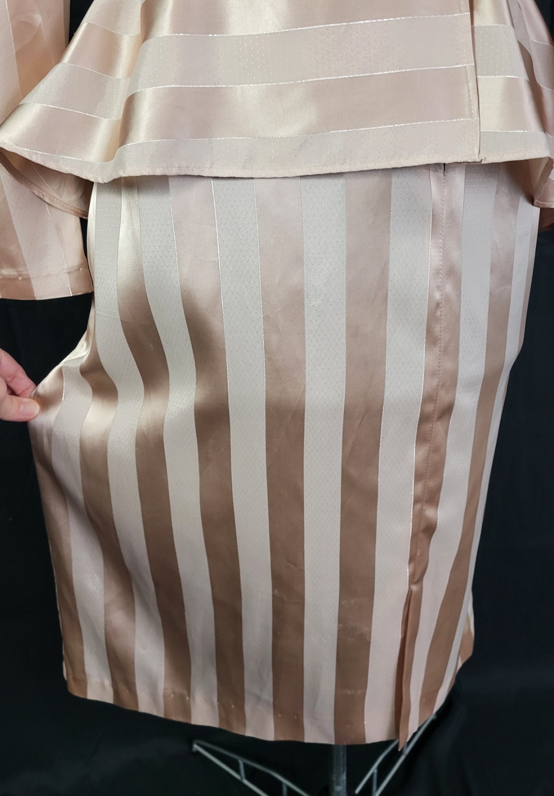 Vintage JCPenney Beige on Beige Striped Blouson Dress w Peplum Size 9/10