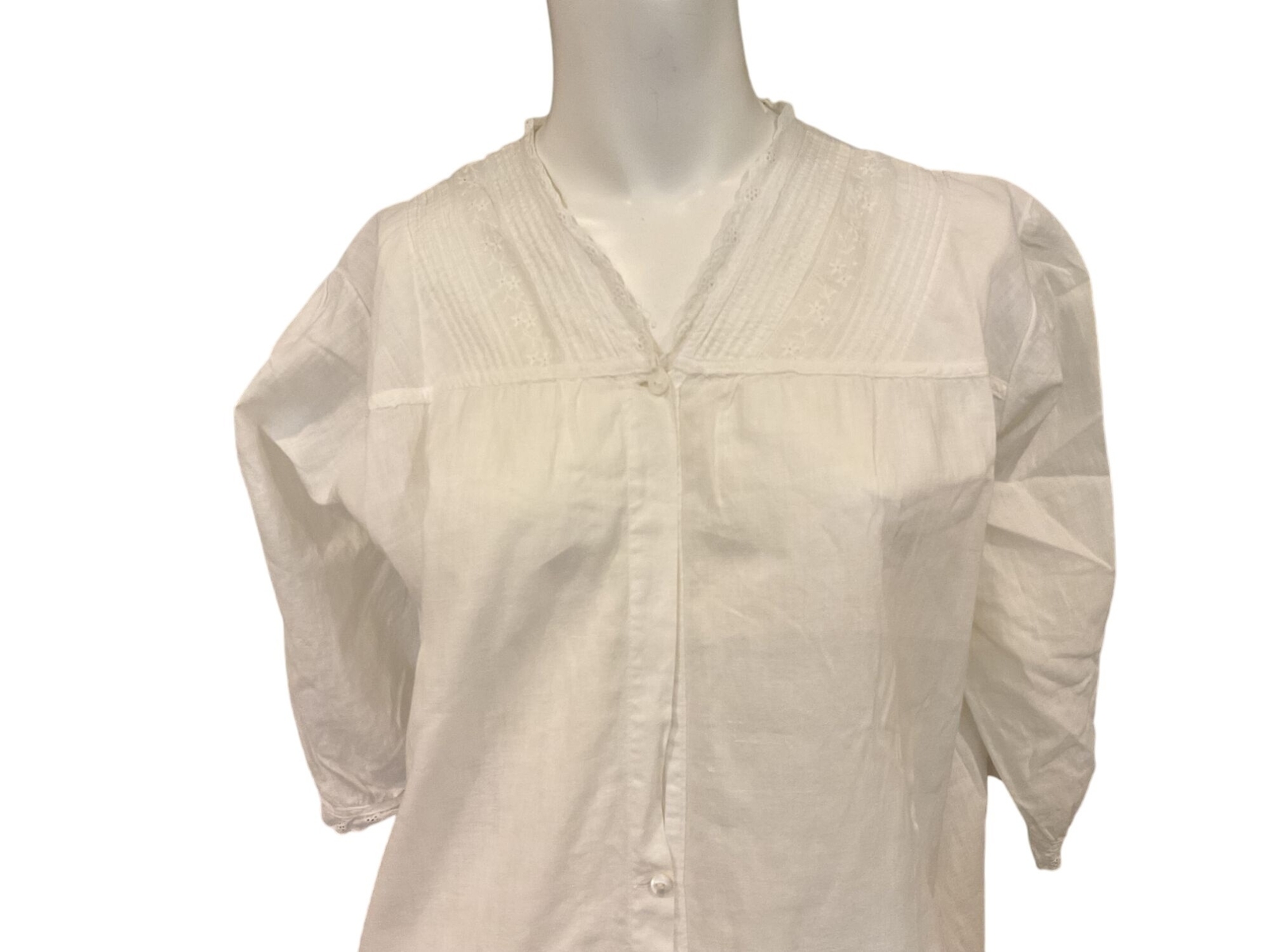 Antique cotton nightgown button front white cotton 3/4 sleeves Lace trim yoke