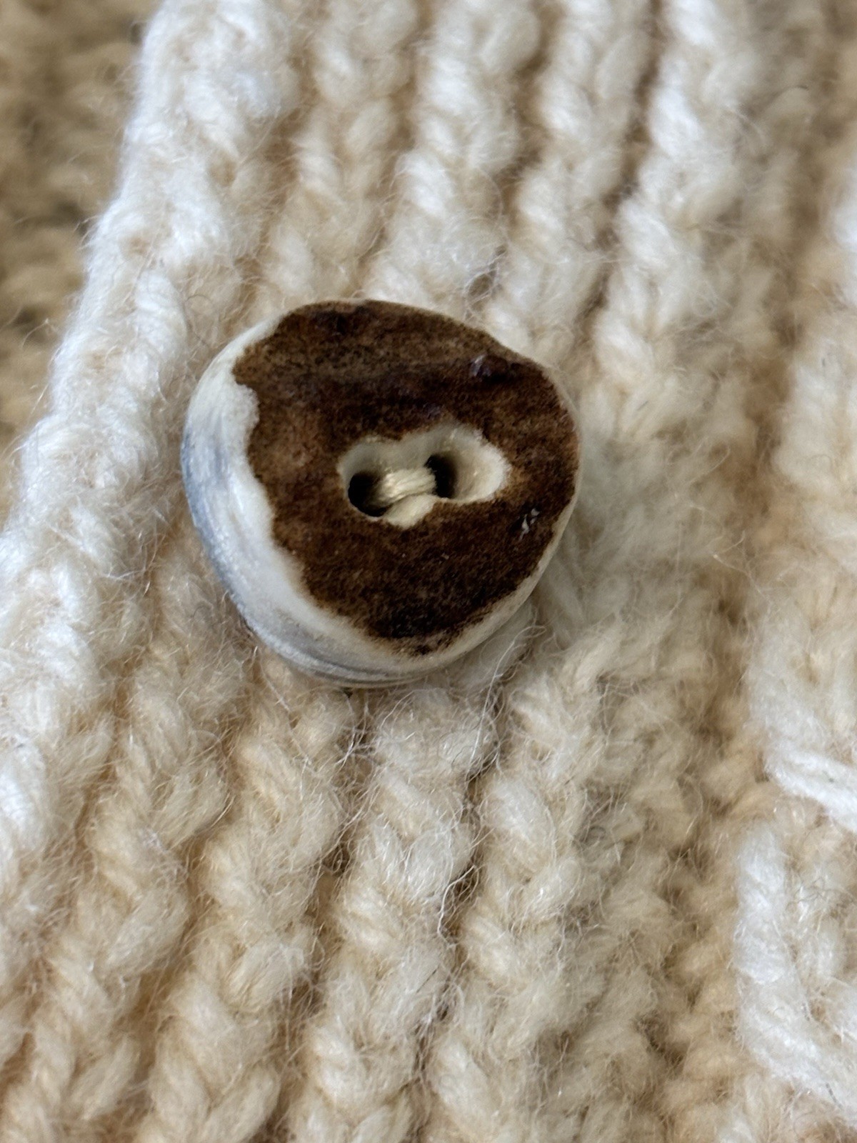 VTG 1970s Sweater Ivory Cream Cable Knit Cardigan Button XS B32″