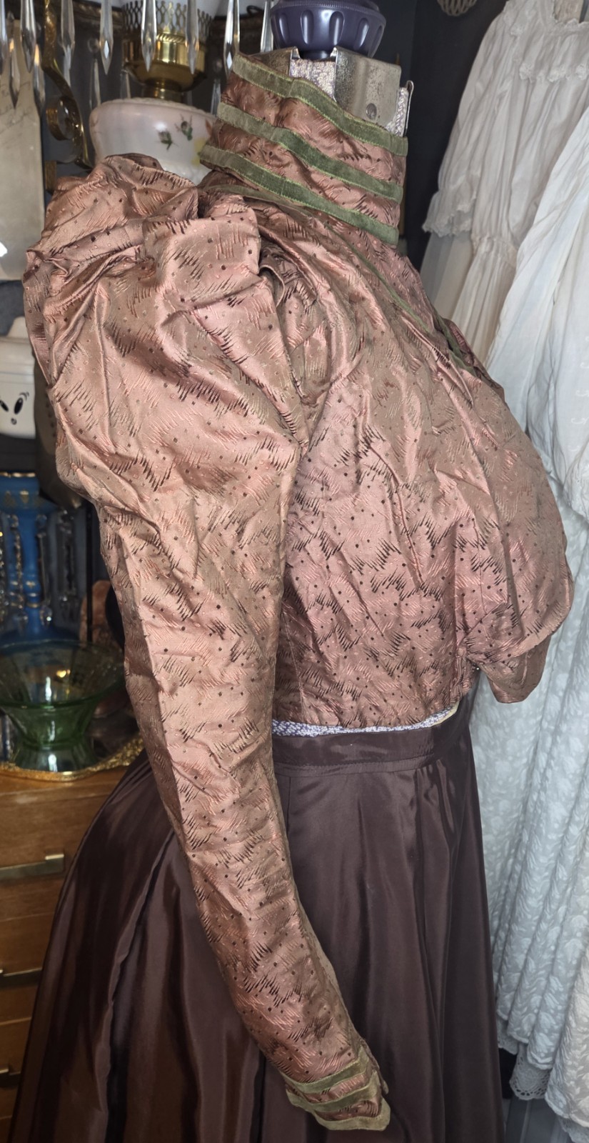 Victorian Copper Taffeta Print Bodice w/ Green Velvet Trim READ!