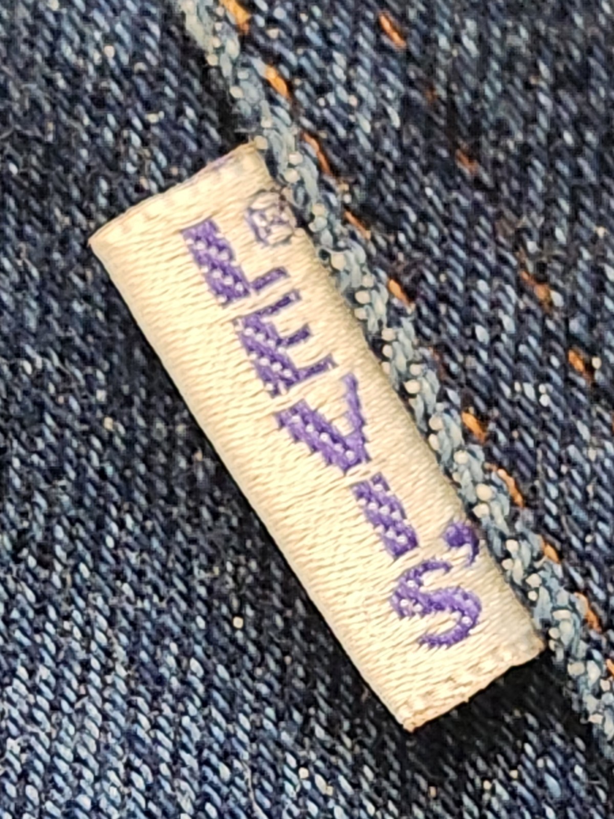 Vintage Levi’s White Patch Big E Women’s Jeans 26×35 High Waisted Mom Jeans 60’s