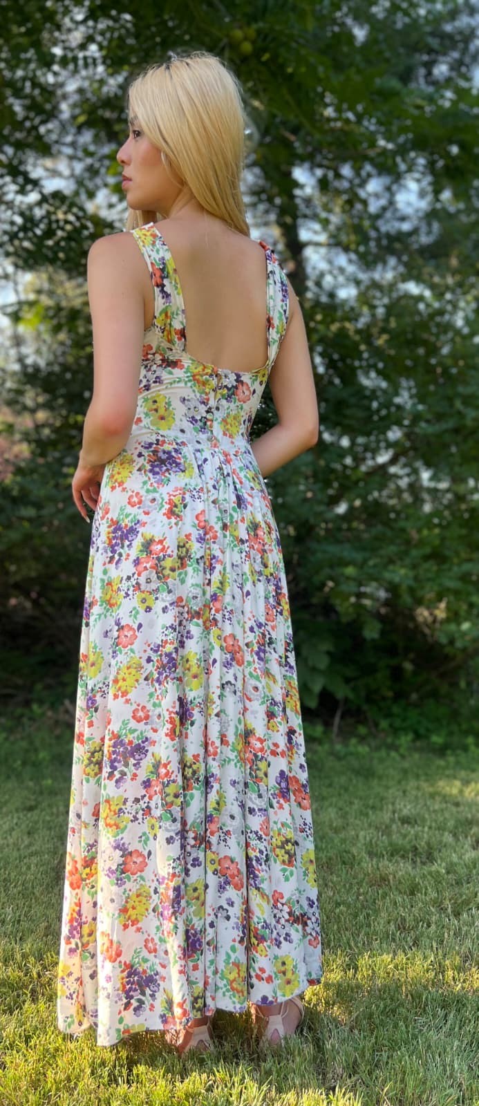 ALLURING 1930’S MULTI FLORAL RAYON DRESS W OPEN BACK