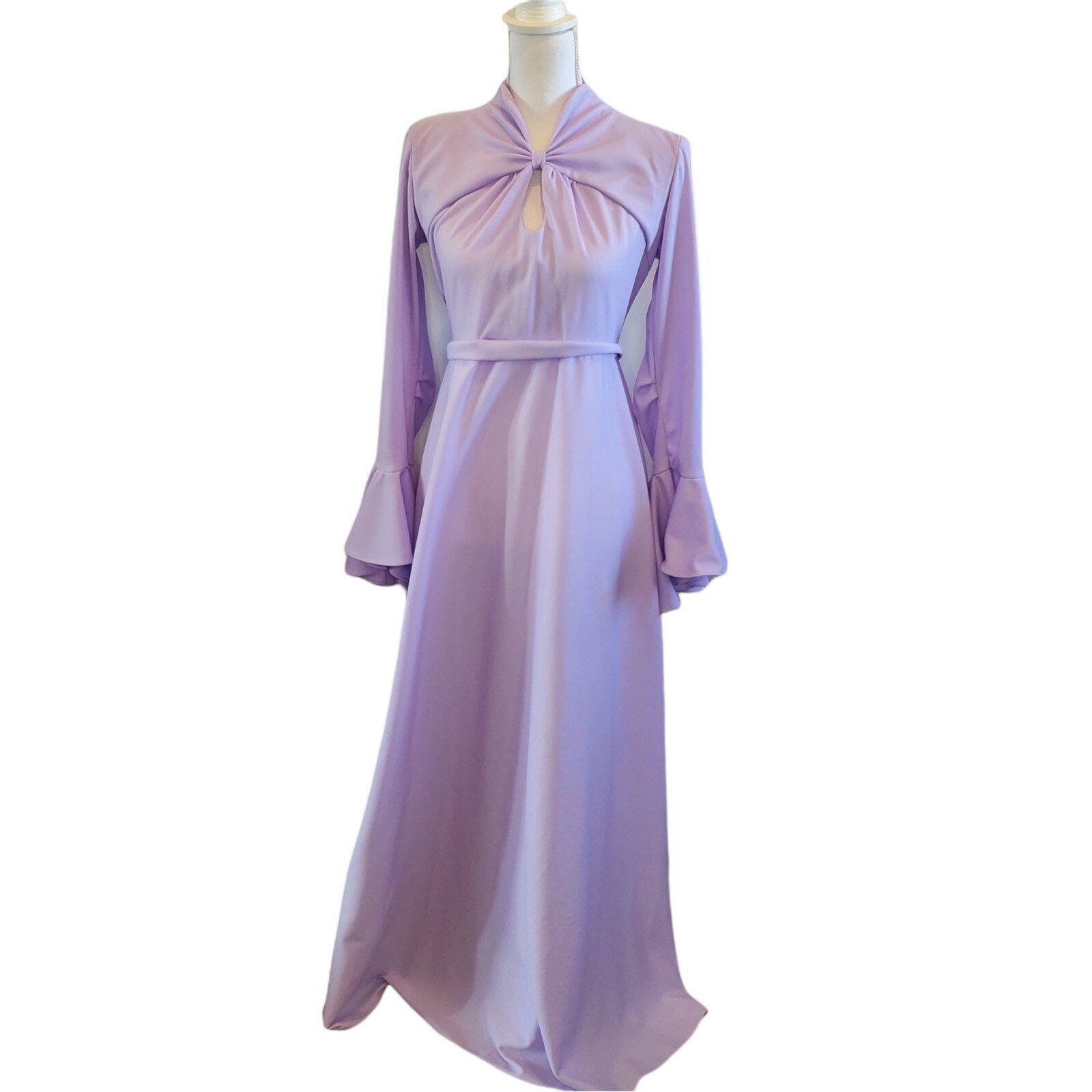Vintage 60s Small Lilac Purple Keyhole Bellsleeve Dress Polyester Bell Sleeve