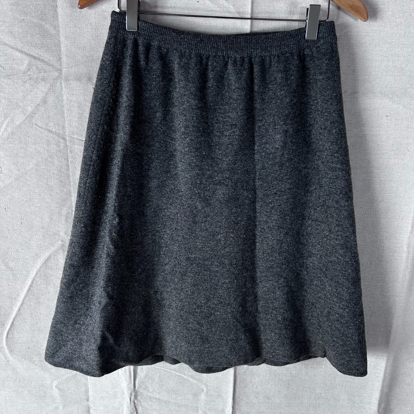Pringle of Scotland Vintage Wool Grey Knit A-Line Skirt Lined Made in Scotland S