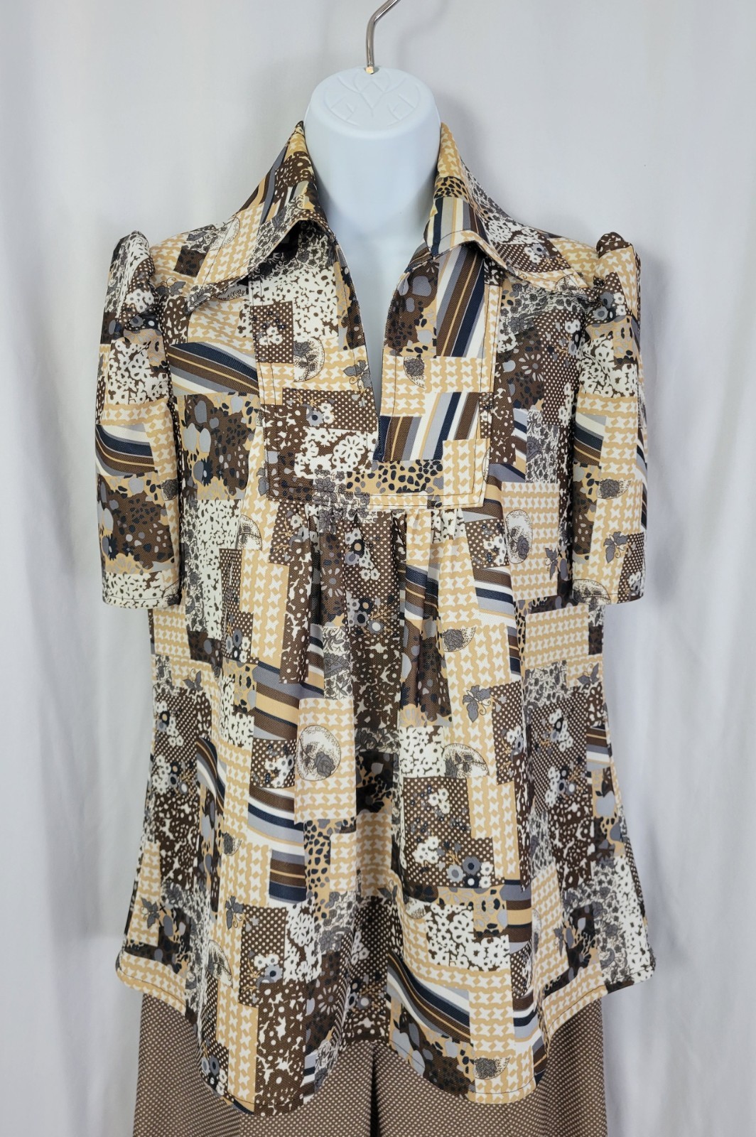 Vintage 2 Pc Top & Pants Set in Brown/Grey/White Size XS Maternity?
