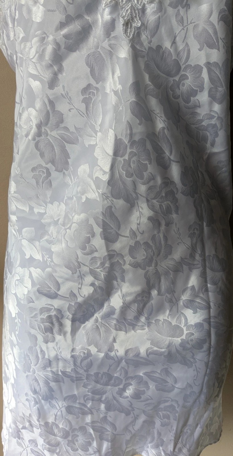 Intimo Amore Vintage White Floral Beaded Nightgown Dress Size Medium