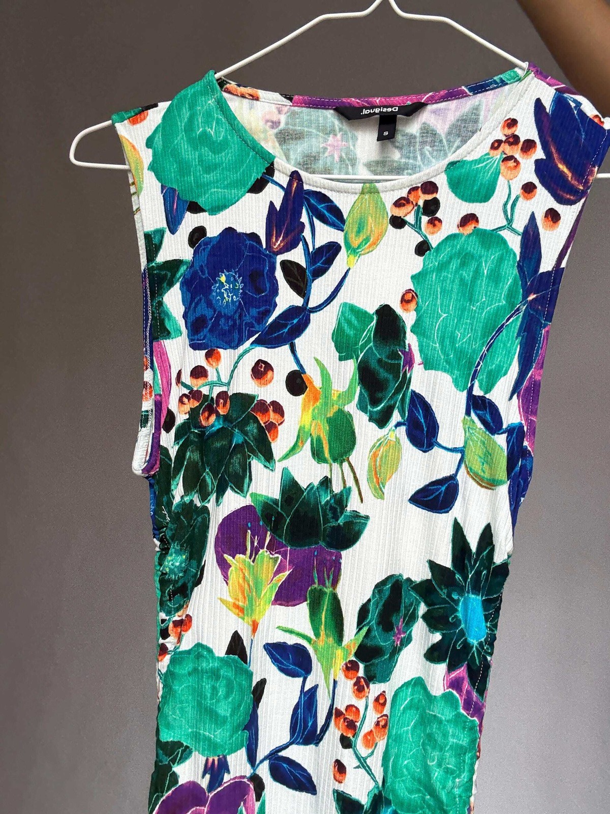 Desigual floral mini dress, feminine fitted silhouette, ribbed texture, adjustab