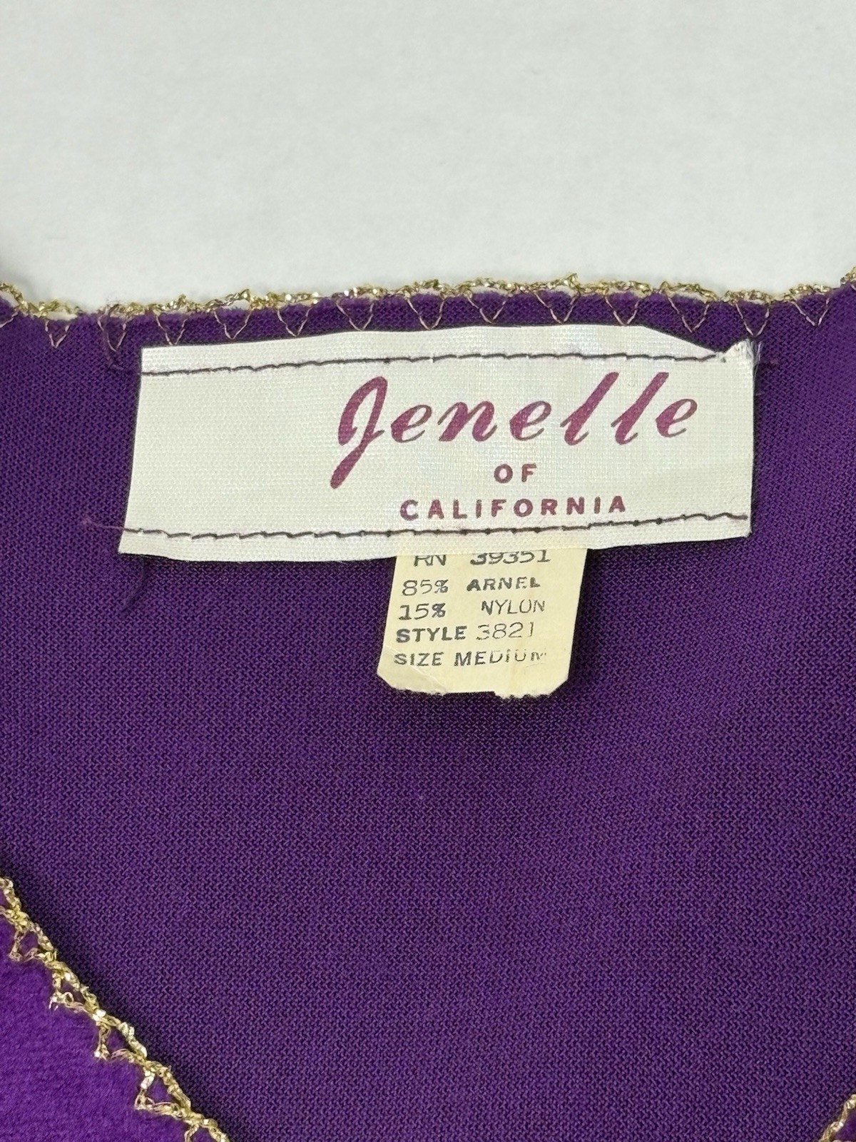 Jenelle California Vintage 1970’s Velour Caftan Hostess Gown Medium Purple Rare