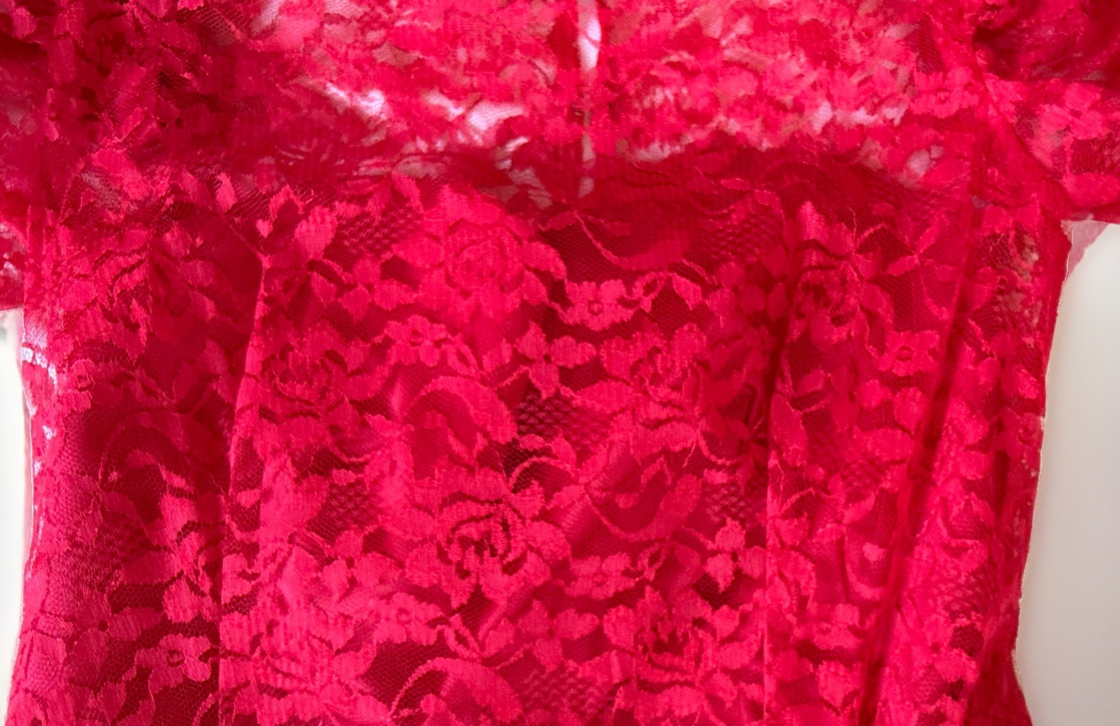 Vintage 80s Lace Satin Formal Dress Puff Sleeve Red Prom Homecoming Wedding READ