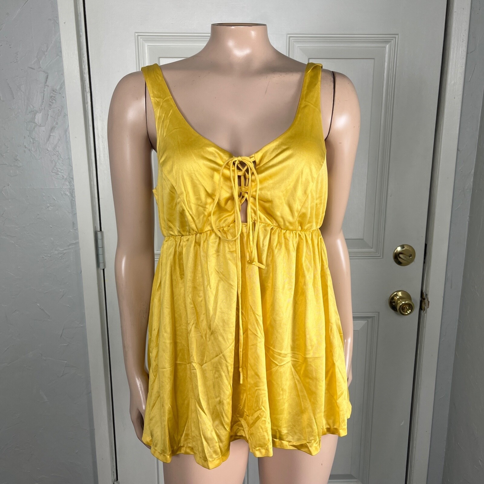 Vintage 70’s Sears Shirt Women’s Polyester Knit Bright Yellow Lace up Tie WW4