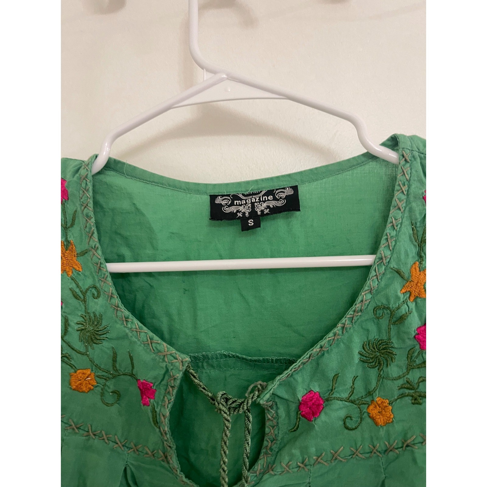 Vintage Y2K Cottagecore Boho Green Embroidered Blouse Indie