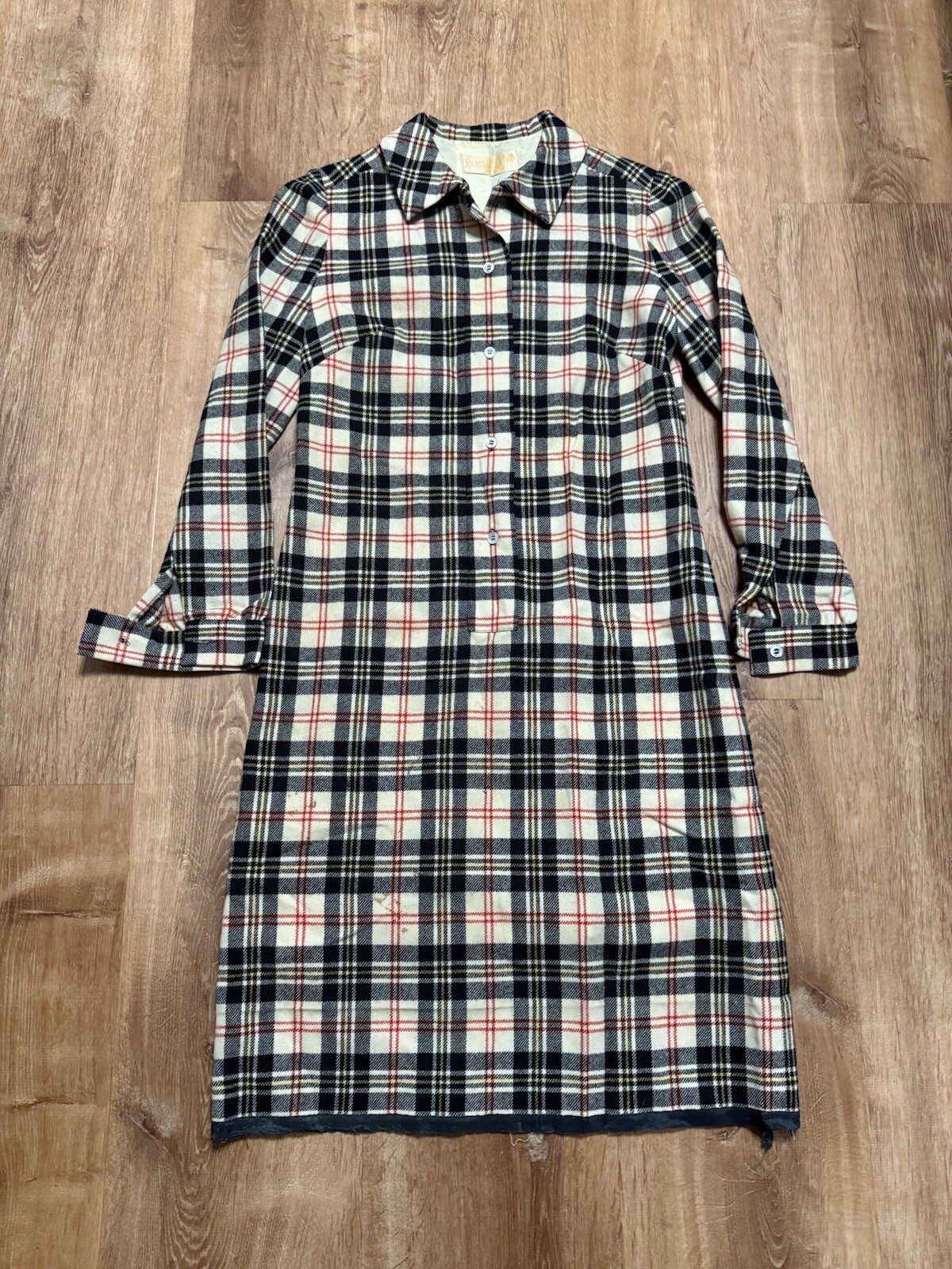Vintage 1960s 70s Pendleton Dress Shift Pointed Collar Plaid Tartan Red Black