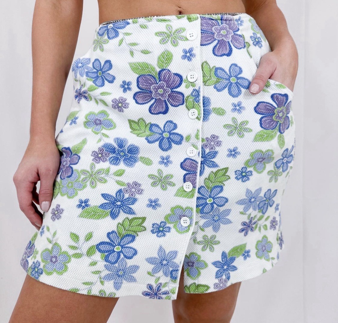 Women’s A-Line Floral Skort White Blue Green floral Button Front Pockets M 27in