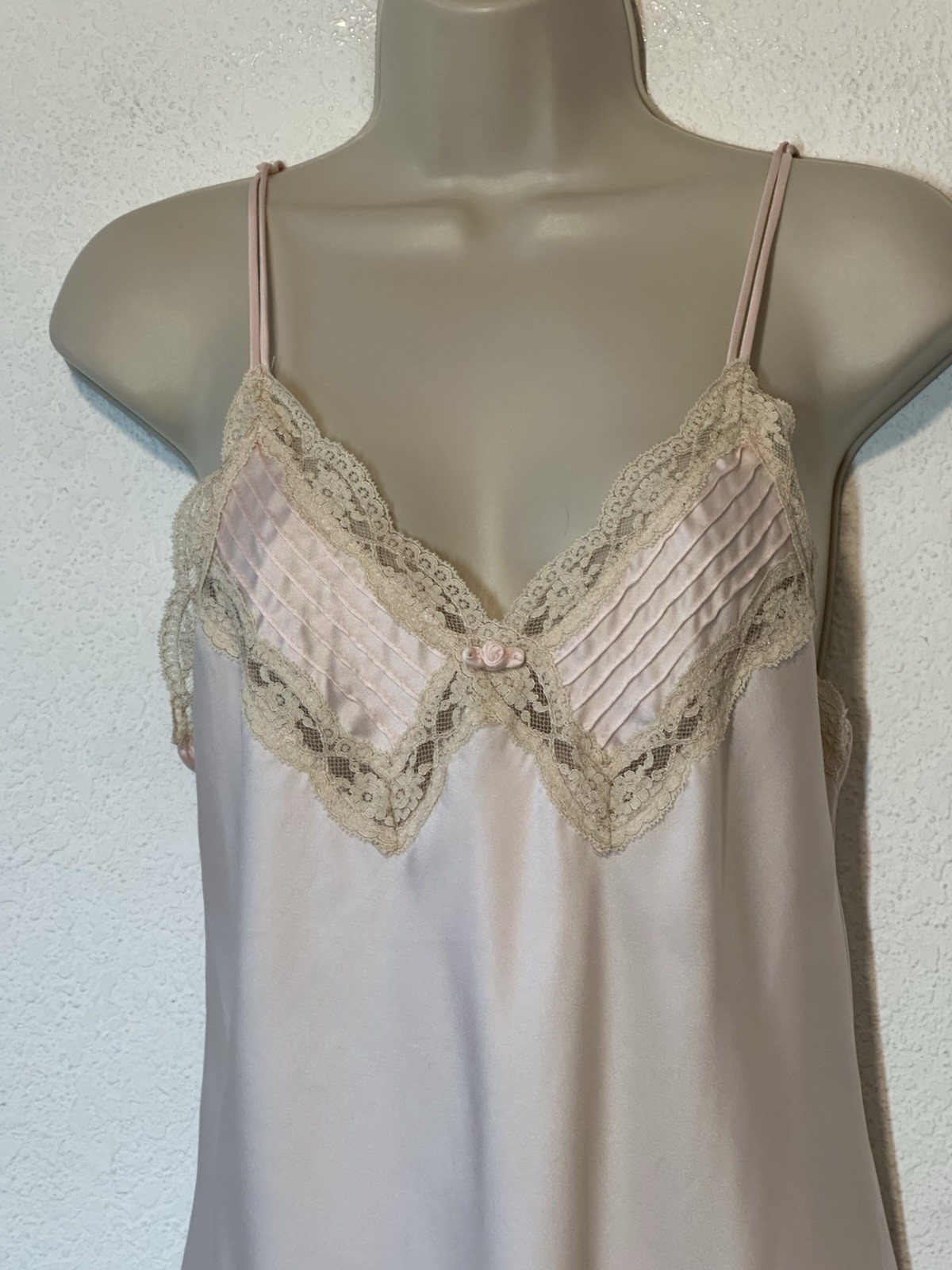 VTG 70s Miss Elaine Pink Satin Slip Dress Nighty #2216 Gold Union Tag USA