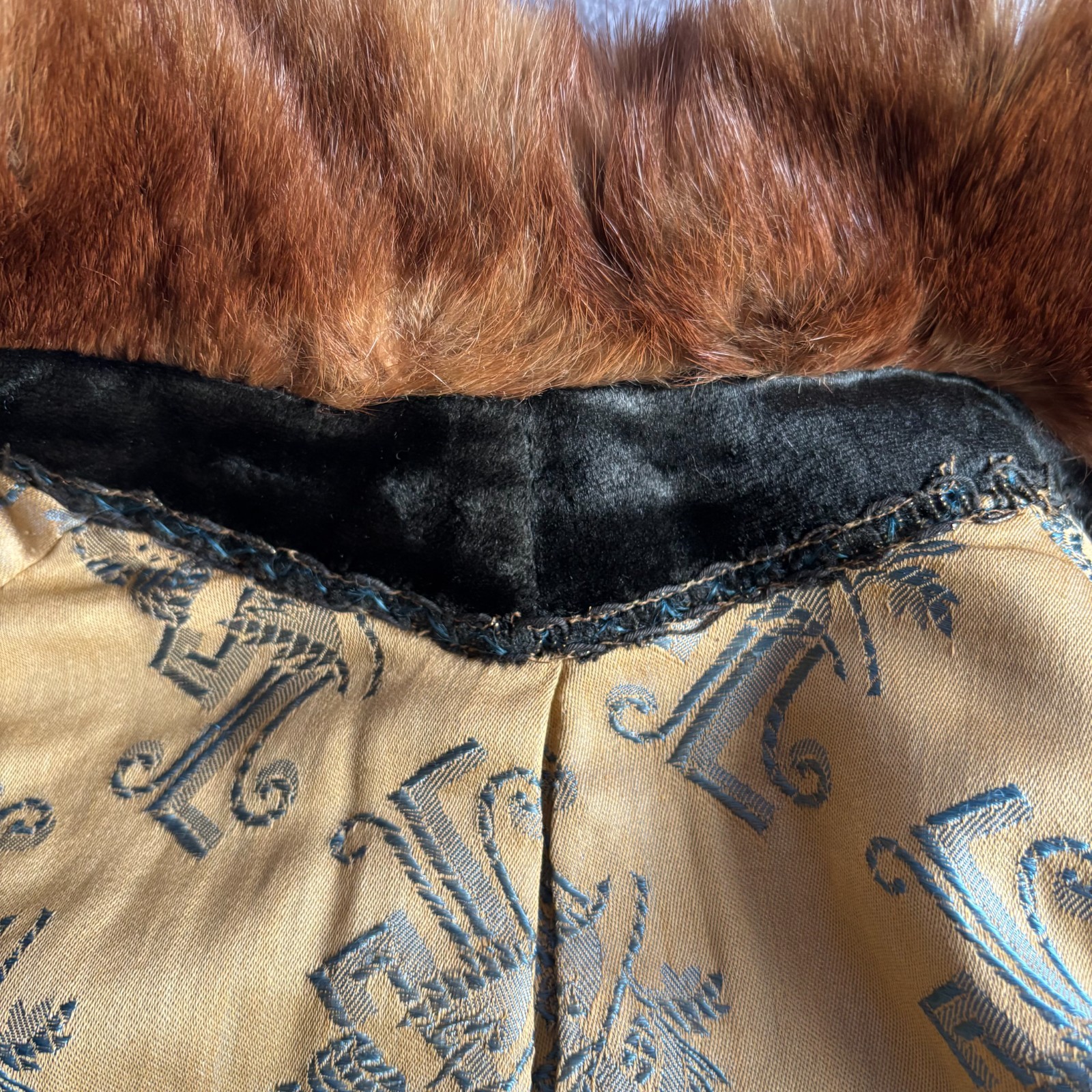 Vintage Antique 1920s Flapper Black Plush Plush Coat Brown Fur Collar