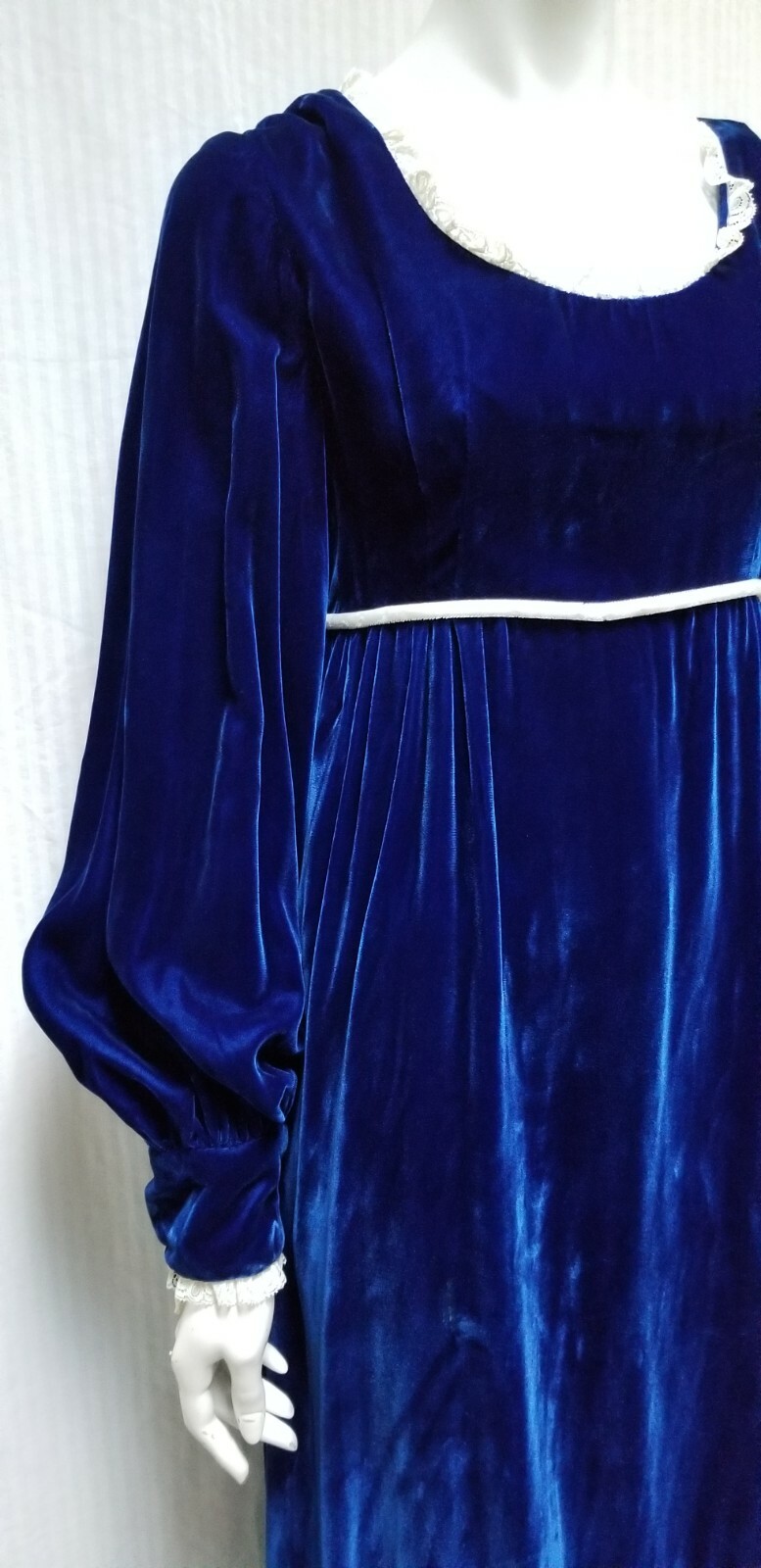 Gorgeous Vintage Blue VELVET MAXI DRESS with Headband w/ Netting & Bag – Size S