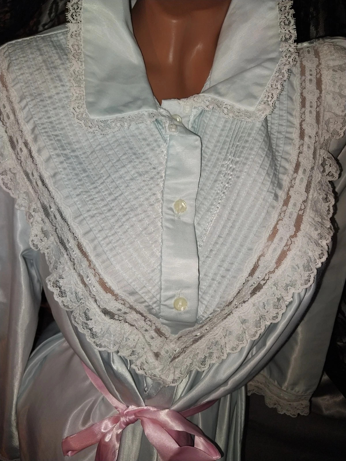 VTG SATIN Shiny pintuck Anastasia Coquette Cottagecore Nightgown Poets 40 42