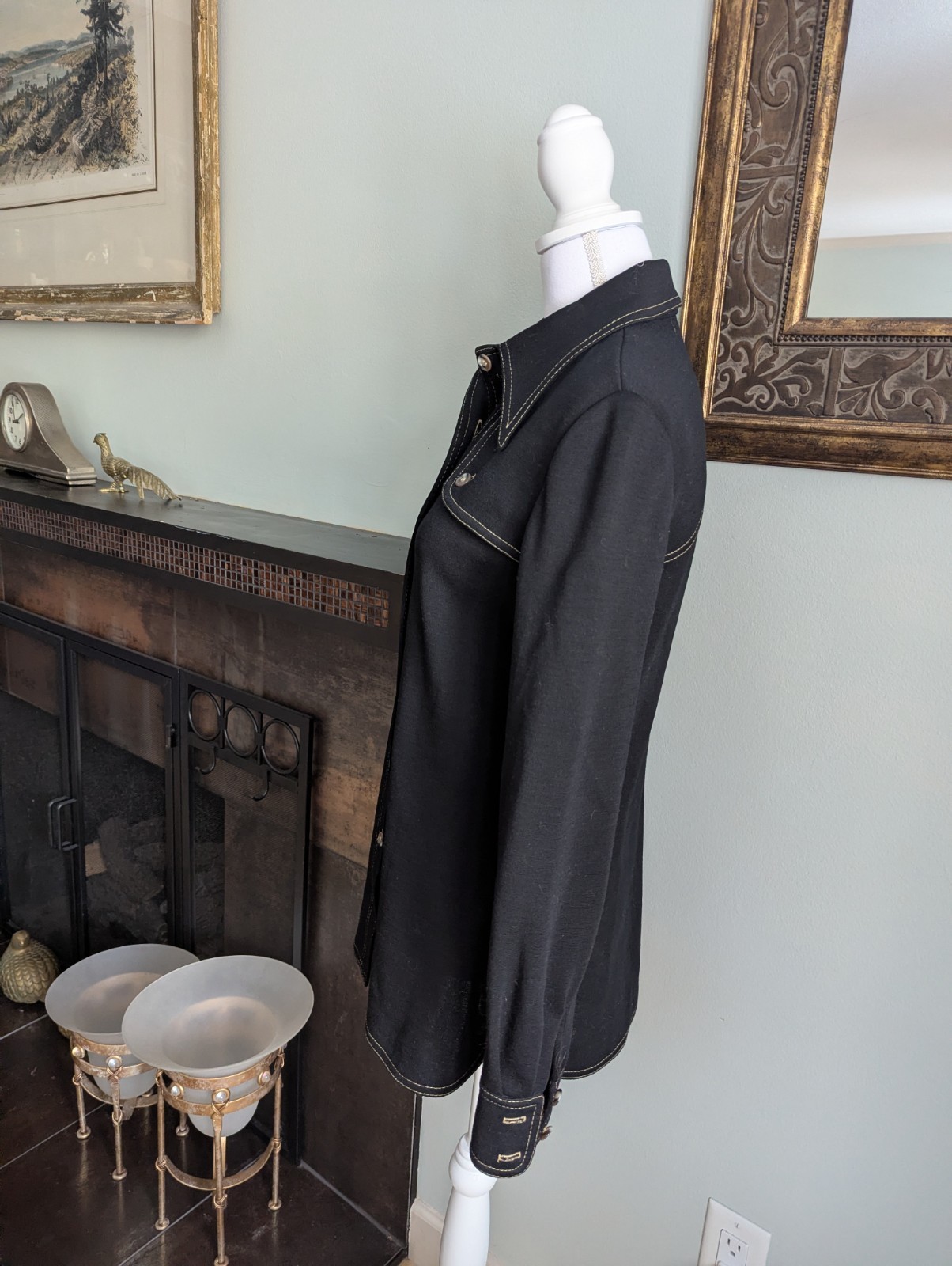 Vintage 70s Women’s S/M Pointed Collar Wool Blend Long Sleeve Black Shirt 188