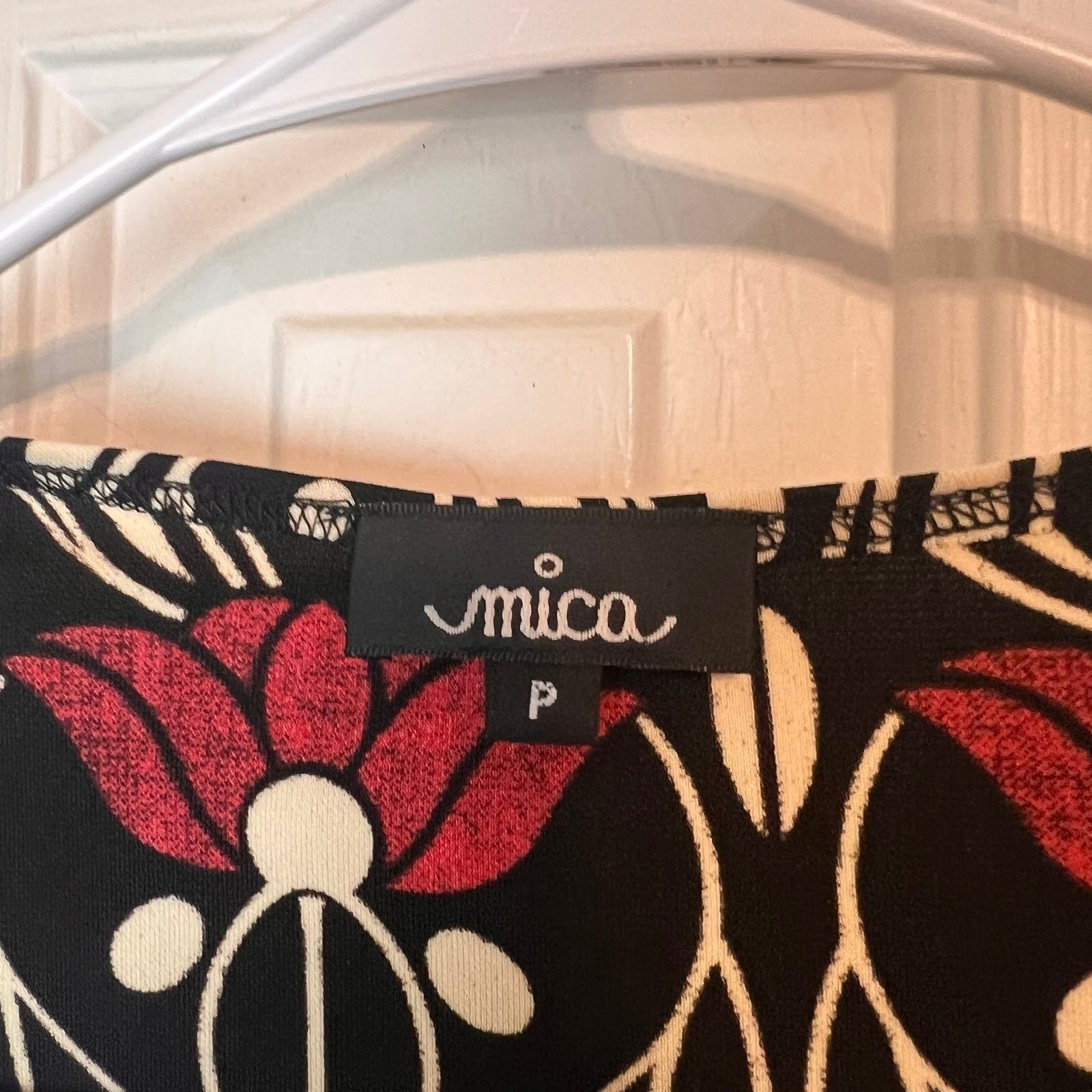 Mica Vintage Floral True Wrap Dress Size P US Small