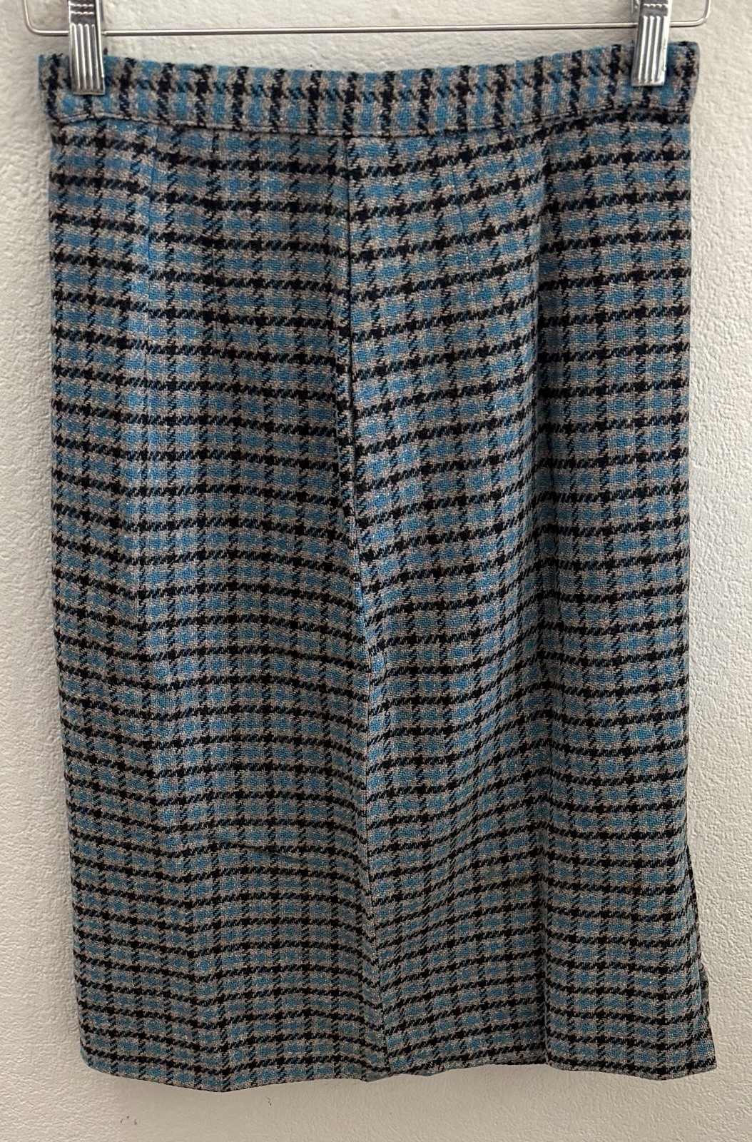 1950s Black Blue & White Plaid Wool Skirt MINGLERS By Canterbury SZ 14 Waist 26”