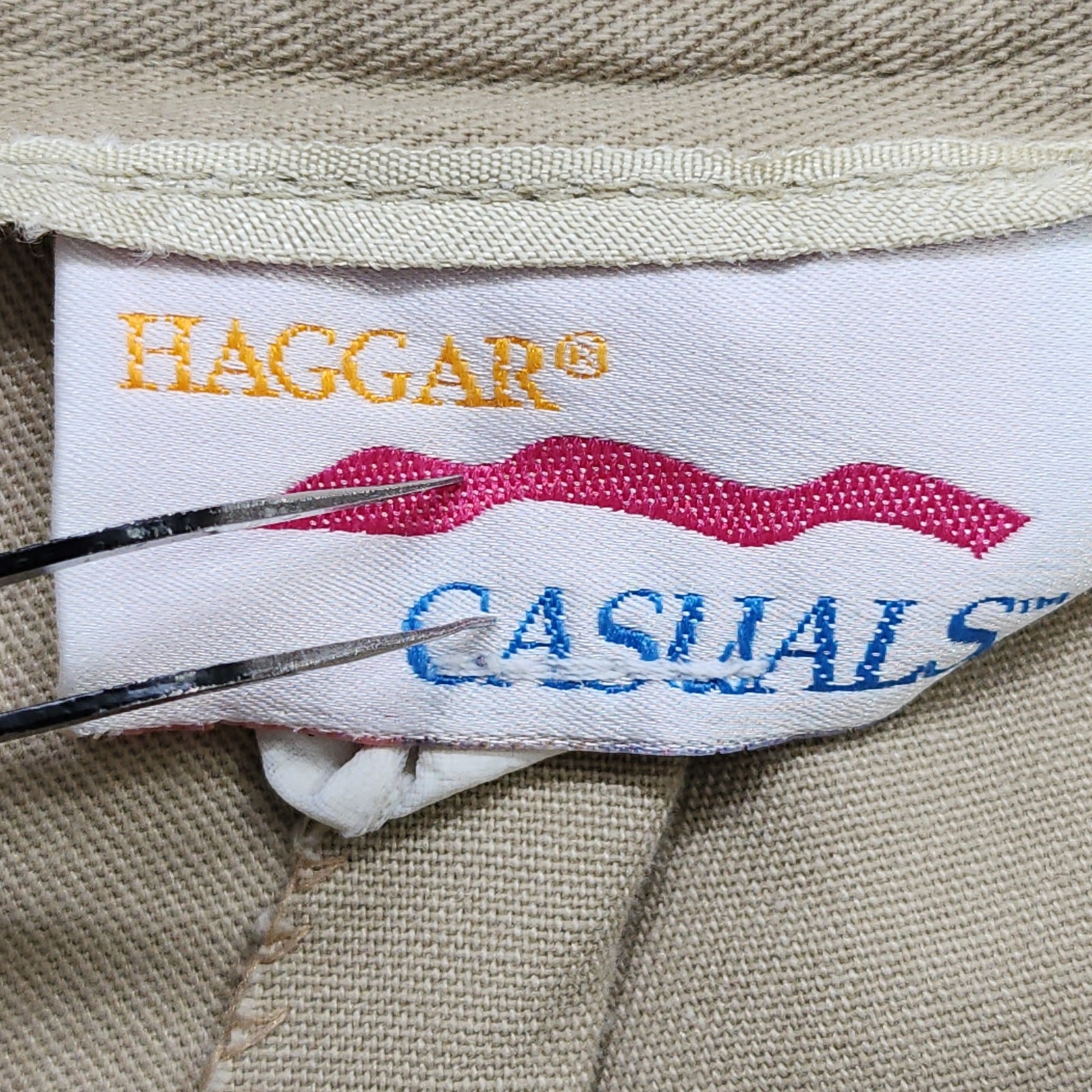 Vintage 90s Haggar Casuals Shorts Womens 12 Tan Pleated High Rise Bermuda Mom