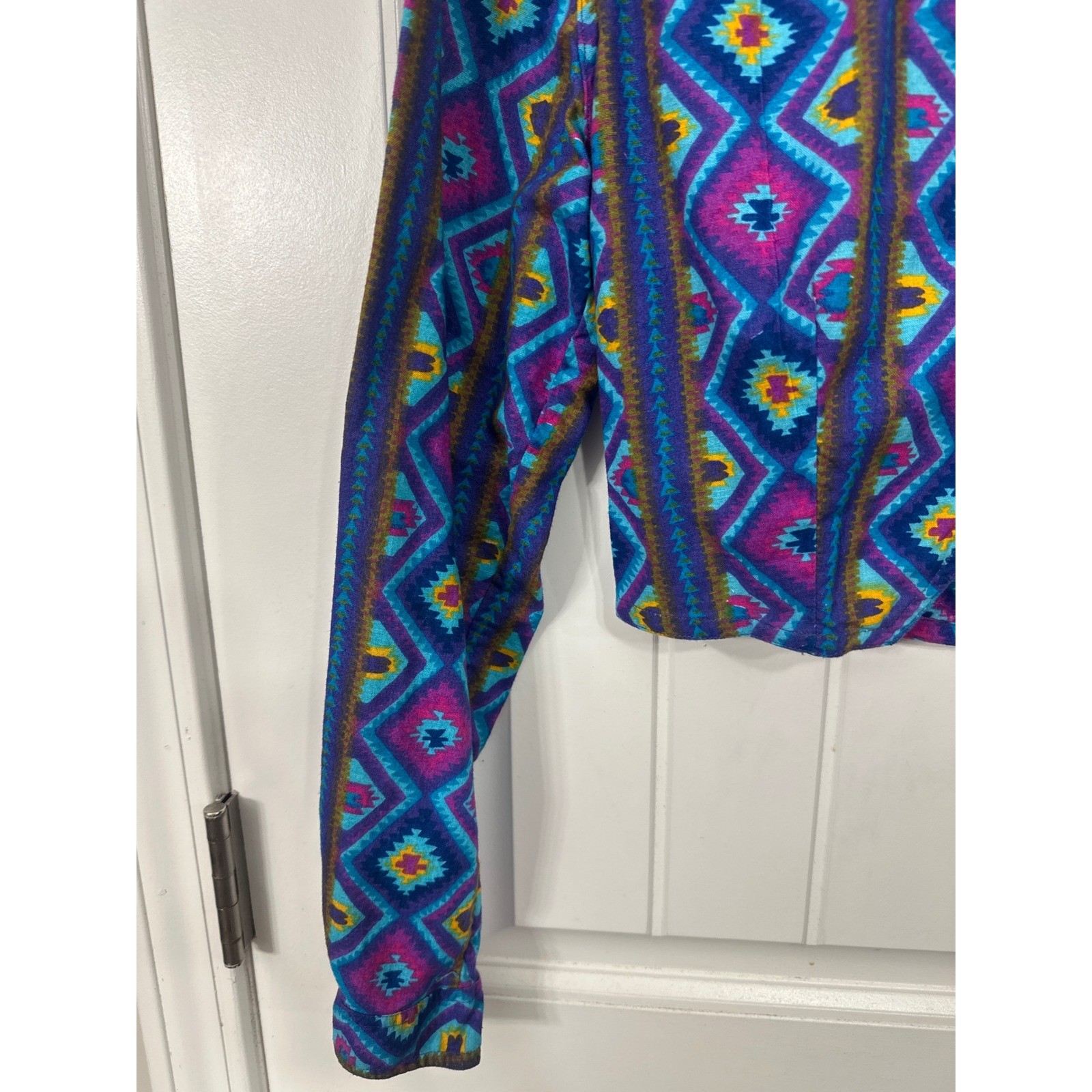 Vintage Rodeo Western Wear Womens Cropped Southwestern Geometric Shirt Purple M