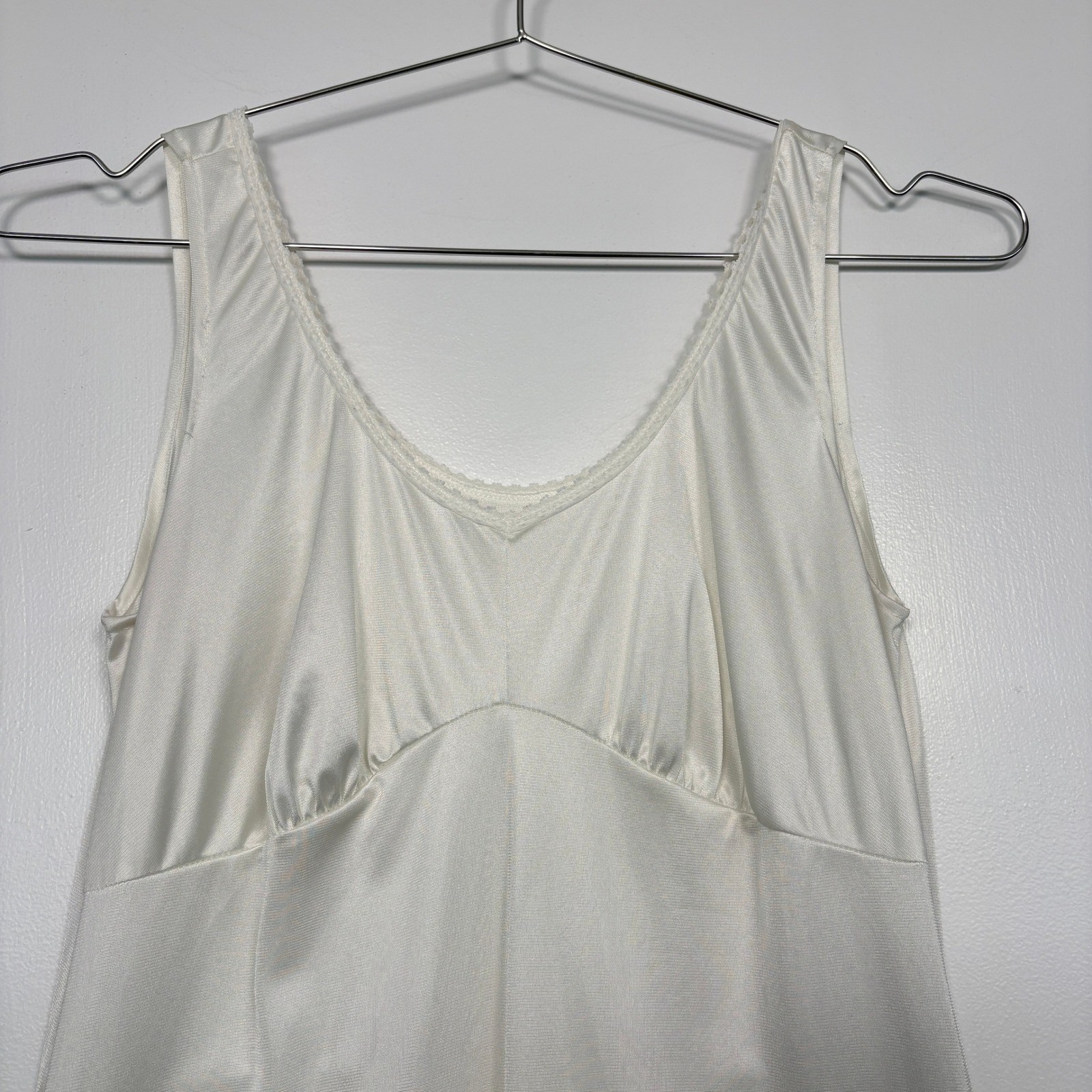 Vintage Women Nightgown X-Small Ivory Sleeveless Maxi Full Slip Nylon