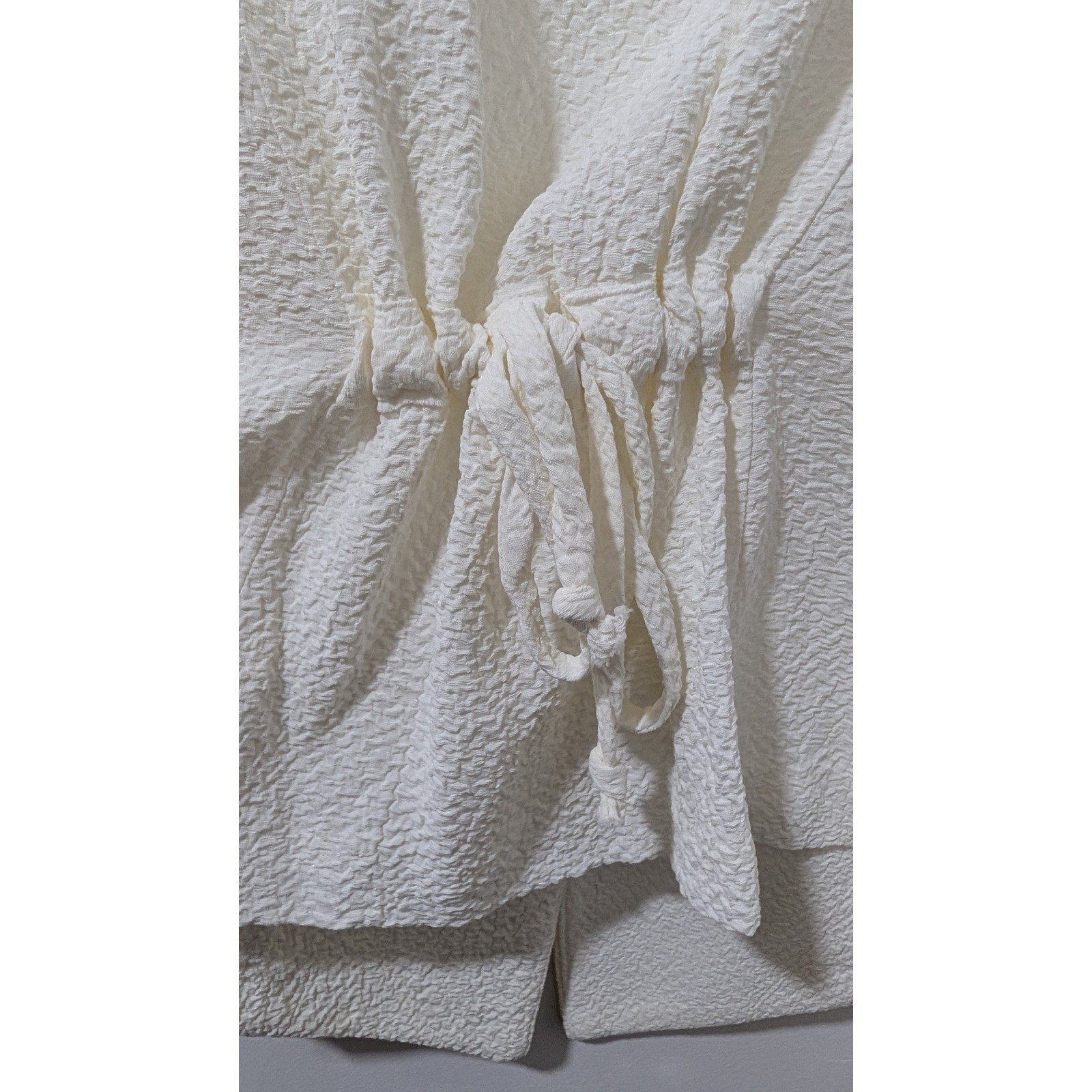 Vintage Alexis Fashions Cream Crinkle Embroidered Jacket Shorts Set Size 11/12