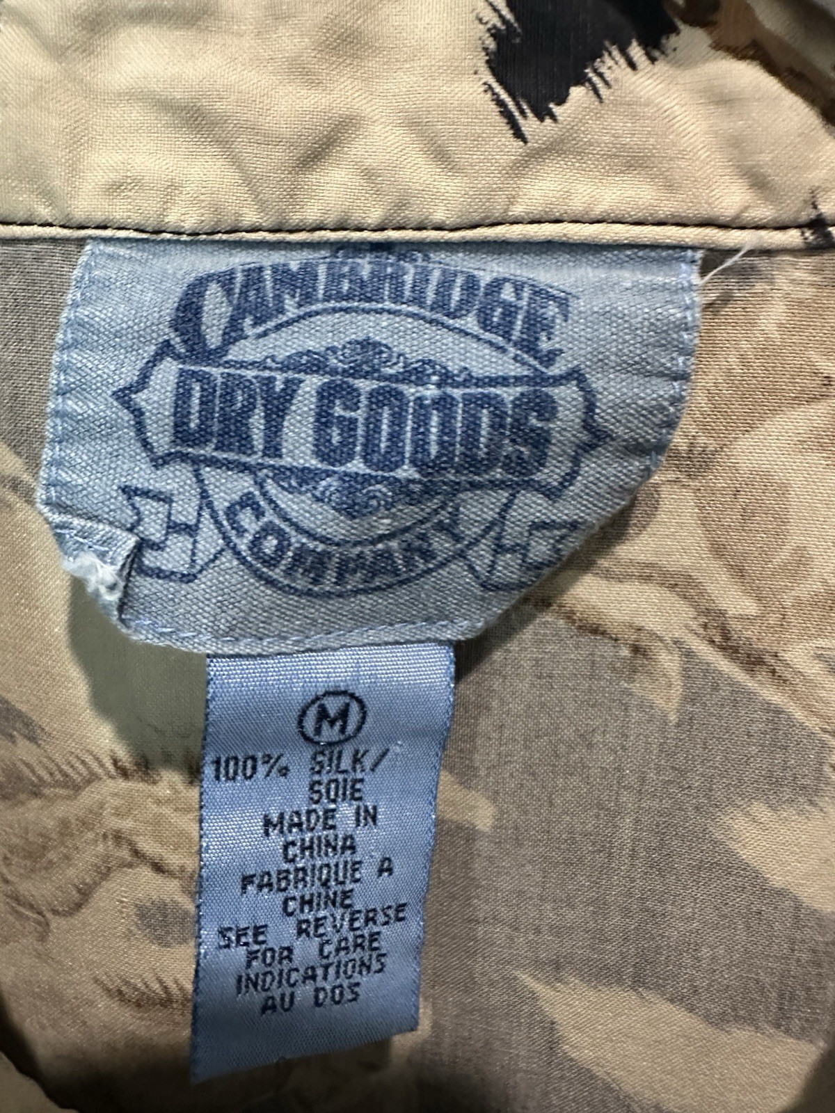 VTG 100% Silk Horse Theme Button Down Shirt Sz M By Cambridge Dry Goods Co