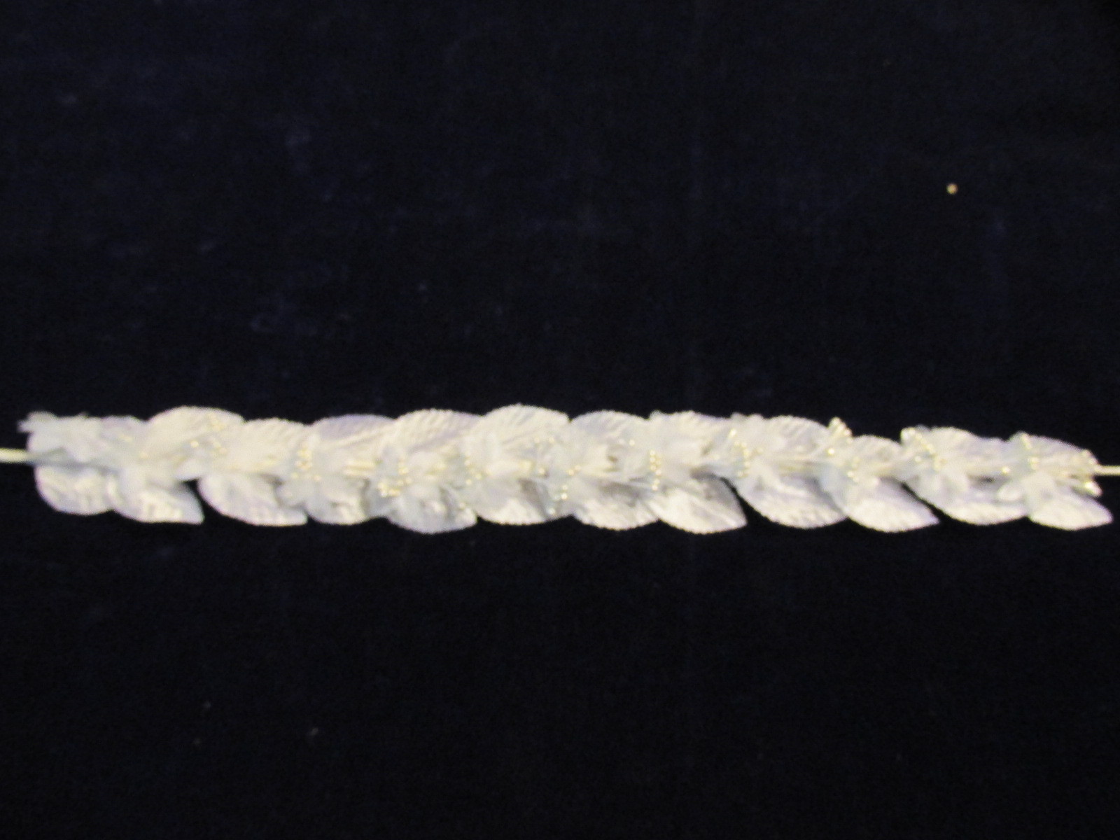 Vintage Millinery Flower Leaf Stamen White 17″ Garland for Hat Bridal + Hair NV5