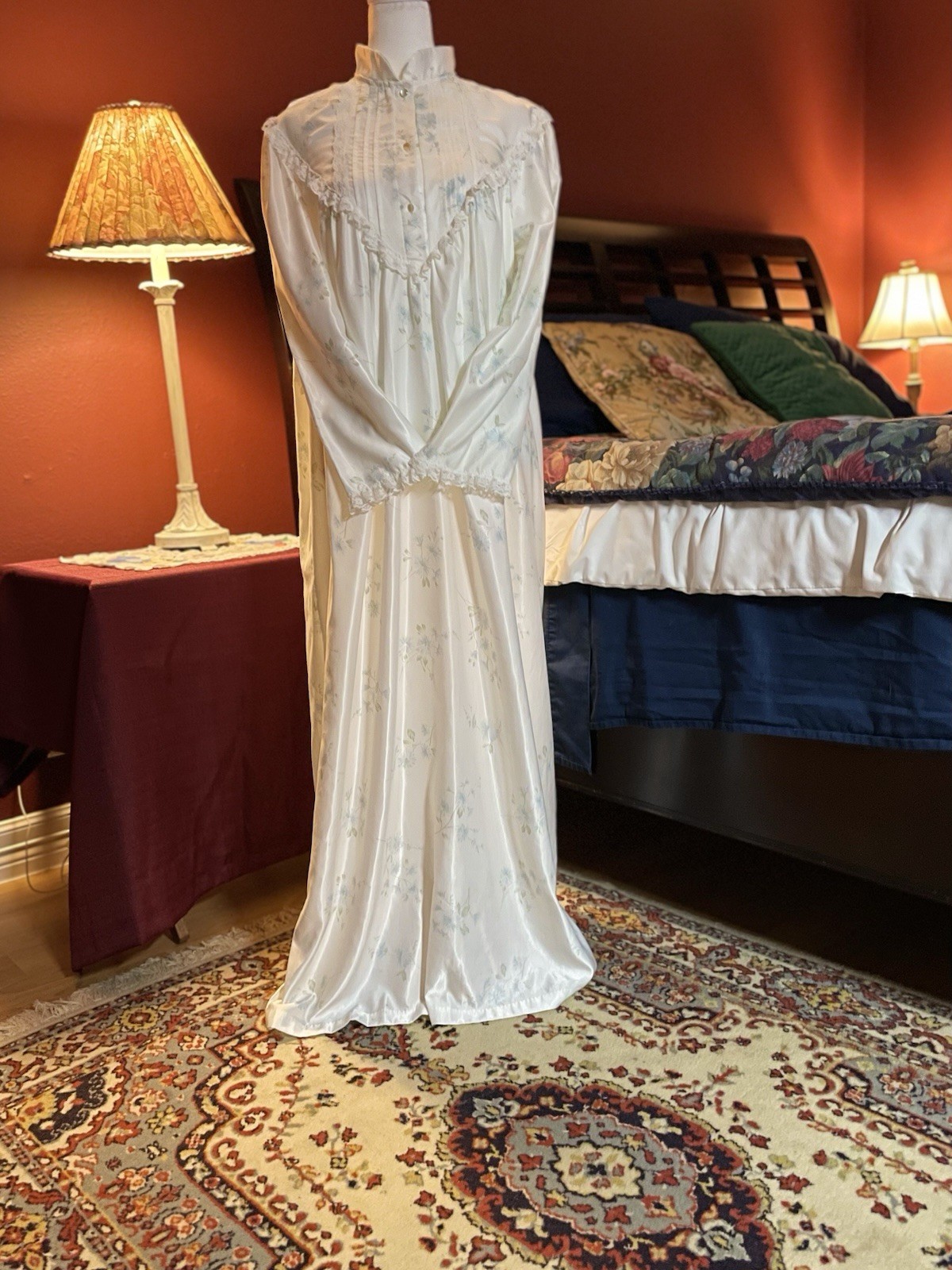Vintage 80s Barbizon Nightgown Sz M White Floral Cottagecore Victorian MadelnUSA