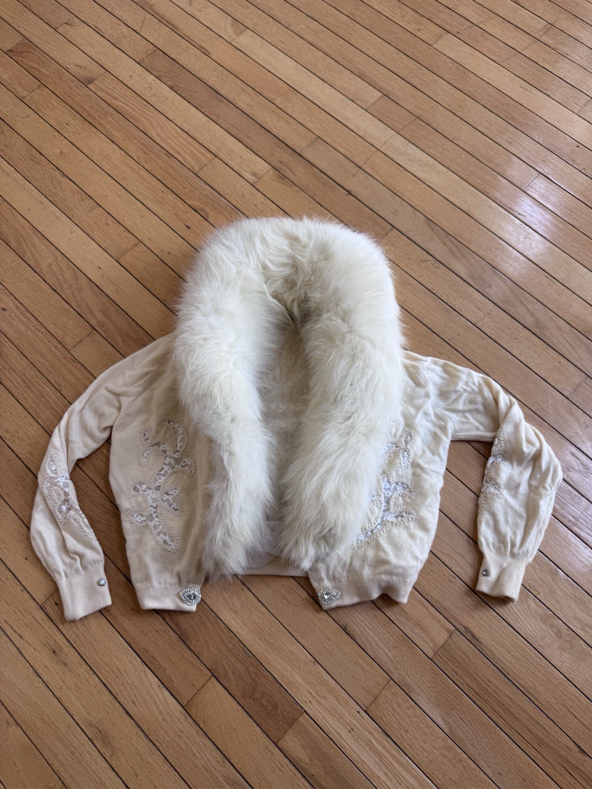 Vintage Dan James Furs White Fur Fox Collar Throw Coat Jersey City with box