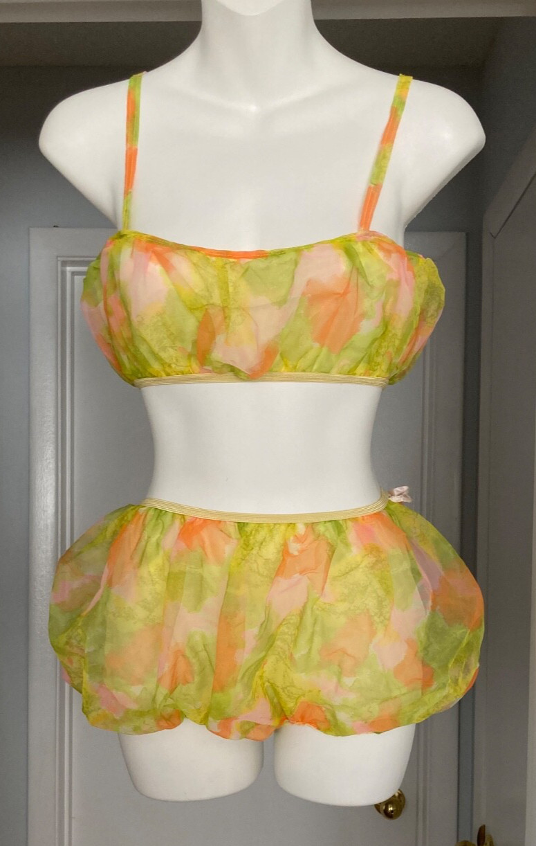 Vtg Dbl Layer Nylon Babydoll Panties & Bra Set Abstract Watercolor Print 1960’s