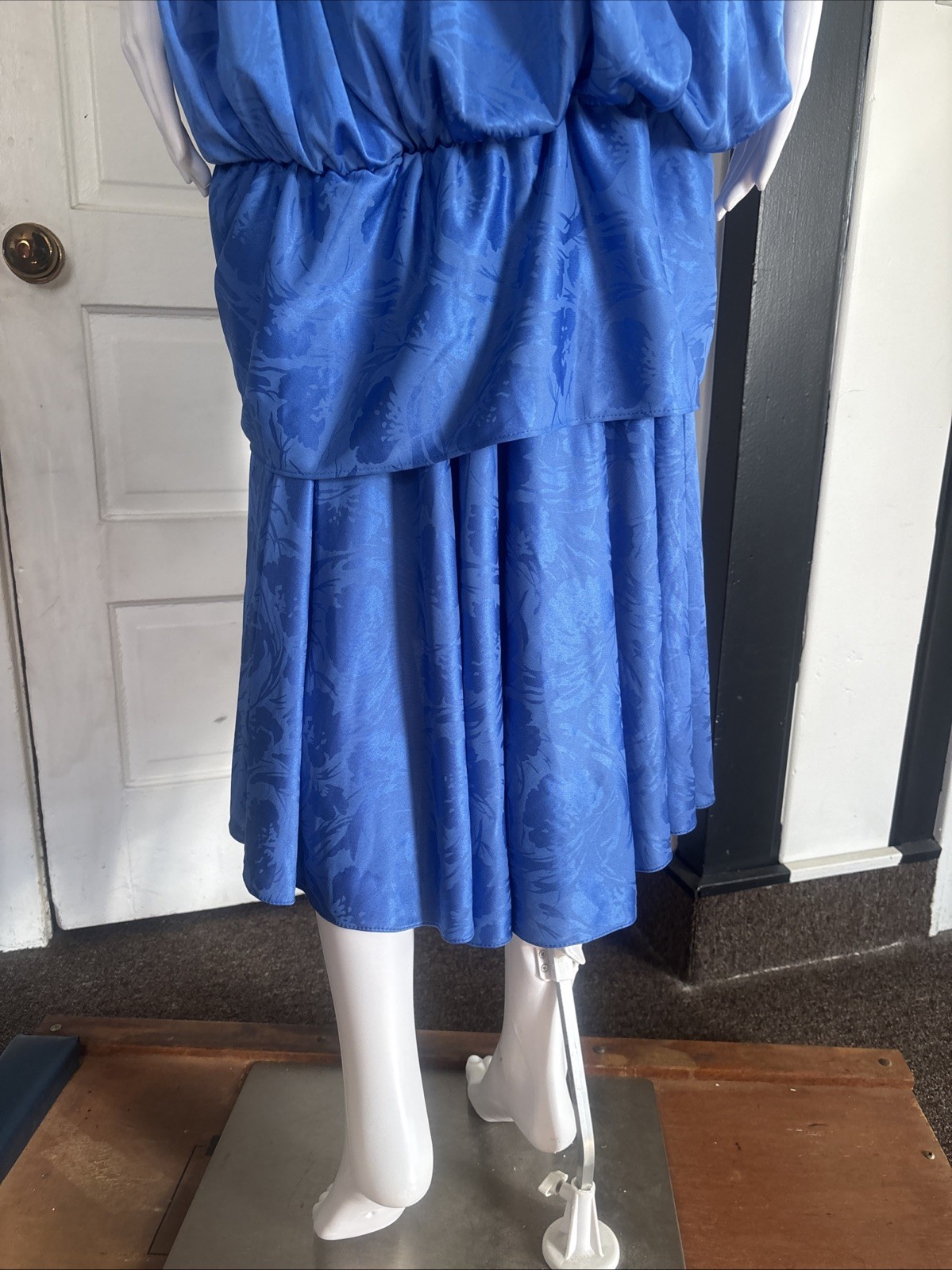 80s RICCARDO Drop Waist Dress Blue Size 16.5 USA made Silky Floral Shoulder Pads